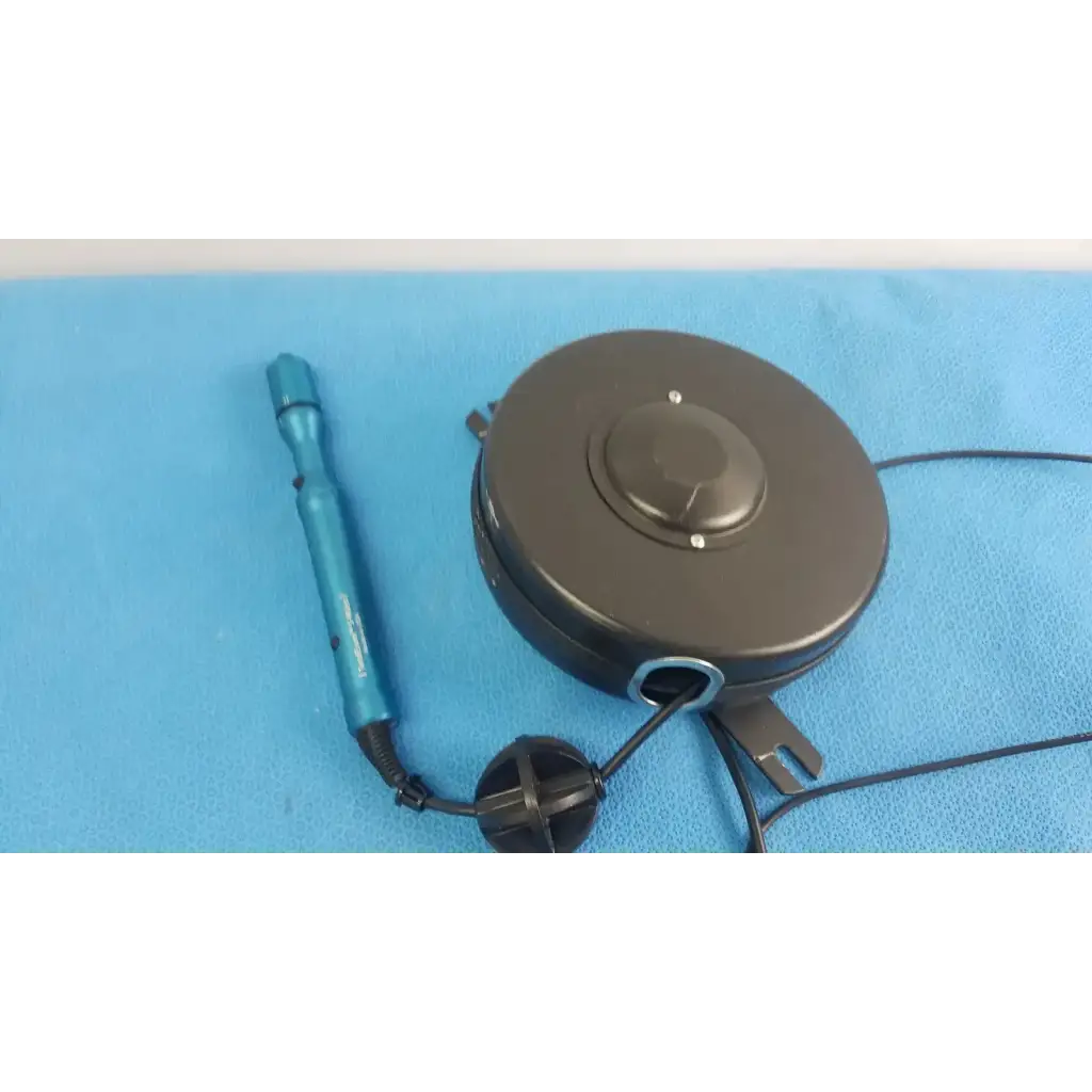 Reuse Medical GlobalMedia TotalExam S-Video Camera And Cable Pull Reel With Power Supply Other Medical, Lab & Dental Supplies, second-hand product photo 1