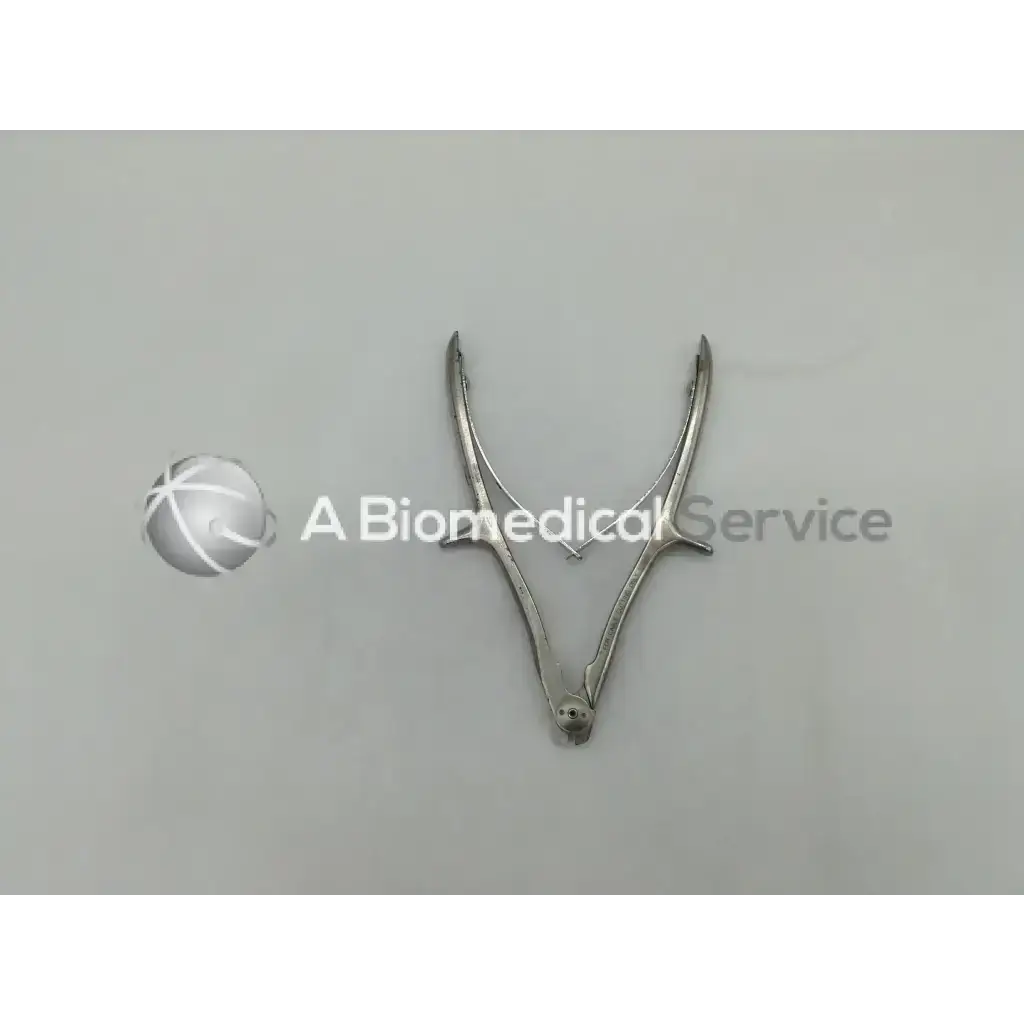 Pioneer 400-410 cable cutter with silver surgical forceps design featuring polished metallic finish and precision jaws for ad5=556 box=10