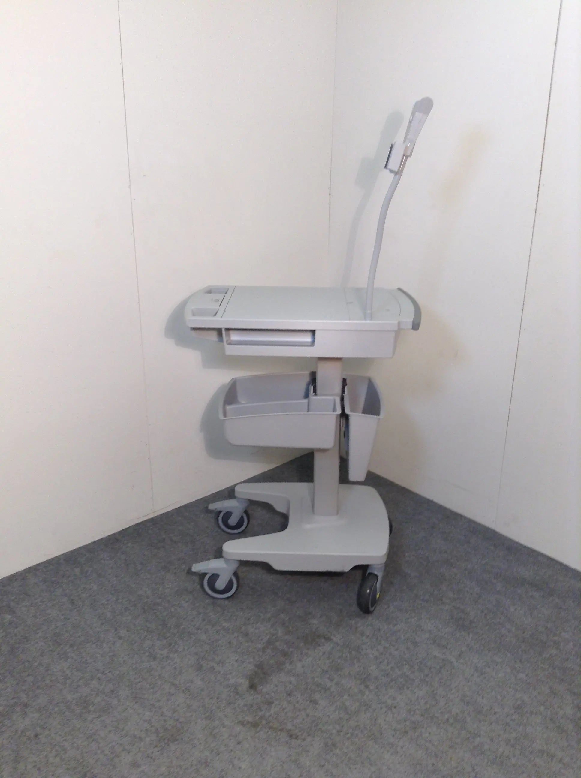 Load image into Gallery viewer, A Biomedical Service GE Modular MAC Trolley Rolling Cart for 5500 HD, 1200, 1600, 3500, 5000 ECG EKG