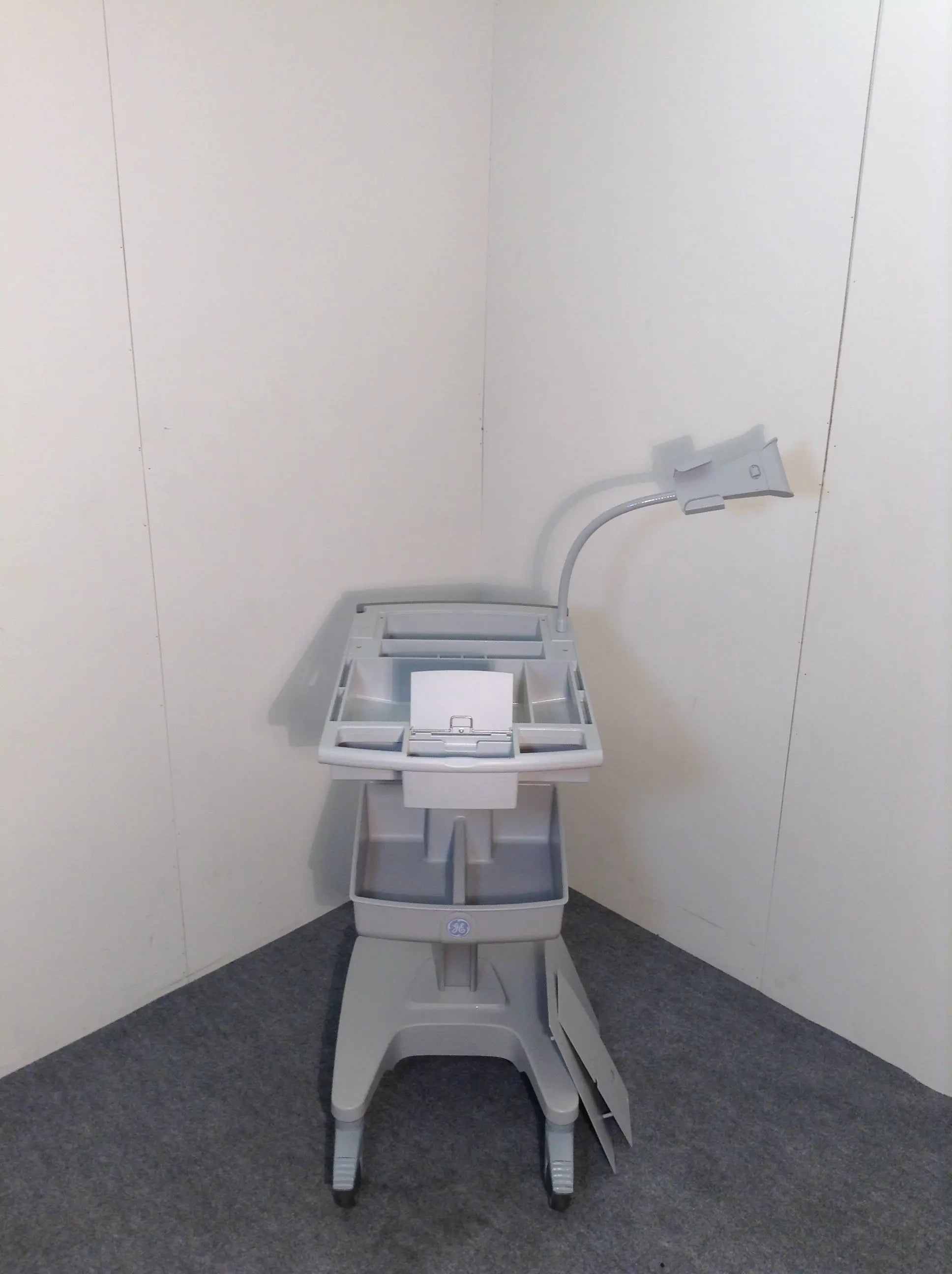 Load image into Gallery viewer, A Biomedical Service GE Modular MAC Trolley Rolling Cart for 5500 HD, 1200, 1600, 3500, 5000 ECG EKG