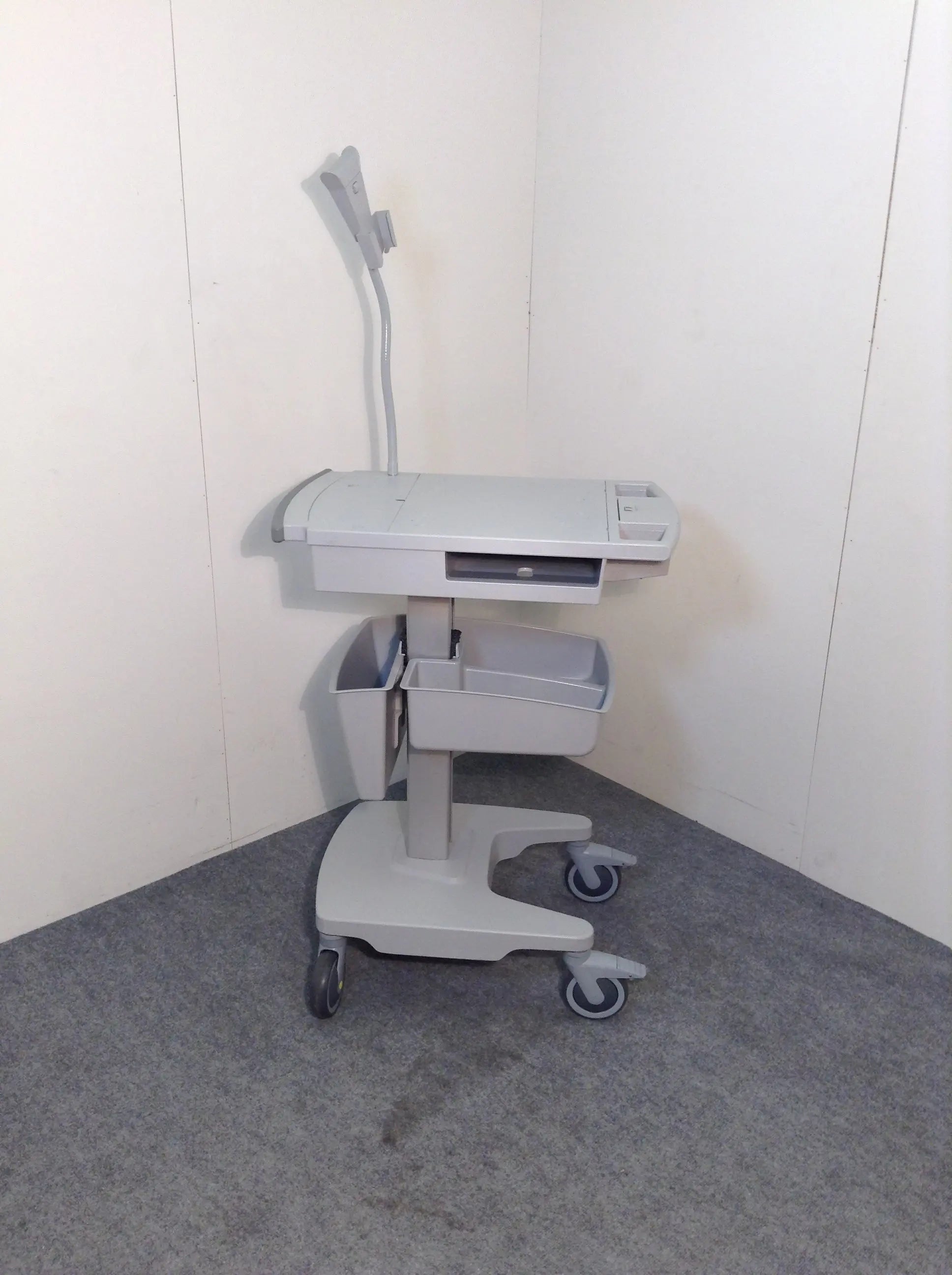 Load image into Gallery viewer, A Biomedical Service GE Modular MAC Trolley Rolling Cart for 5500 HD, 1200, 1600, 3500, 5000 ECG EKG