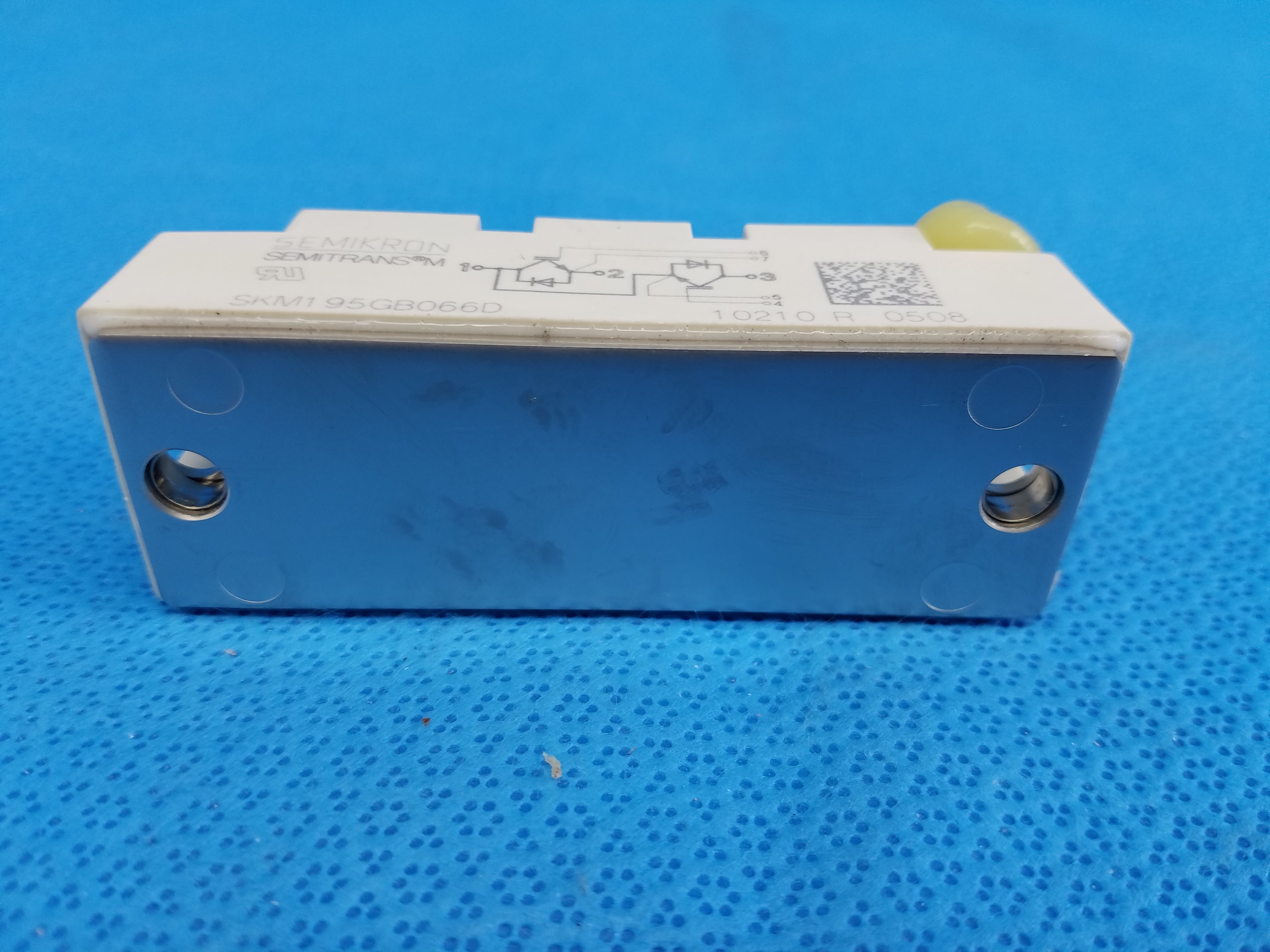 Load image into Gallery viewer, Semikron SKM195GB066D SEMITRANS M IGBT Power Module