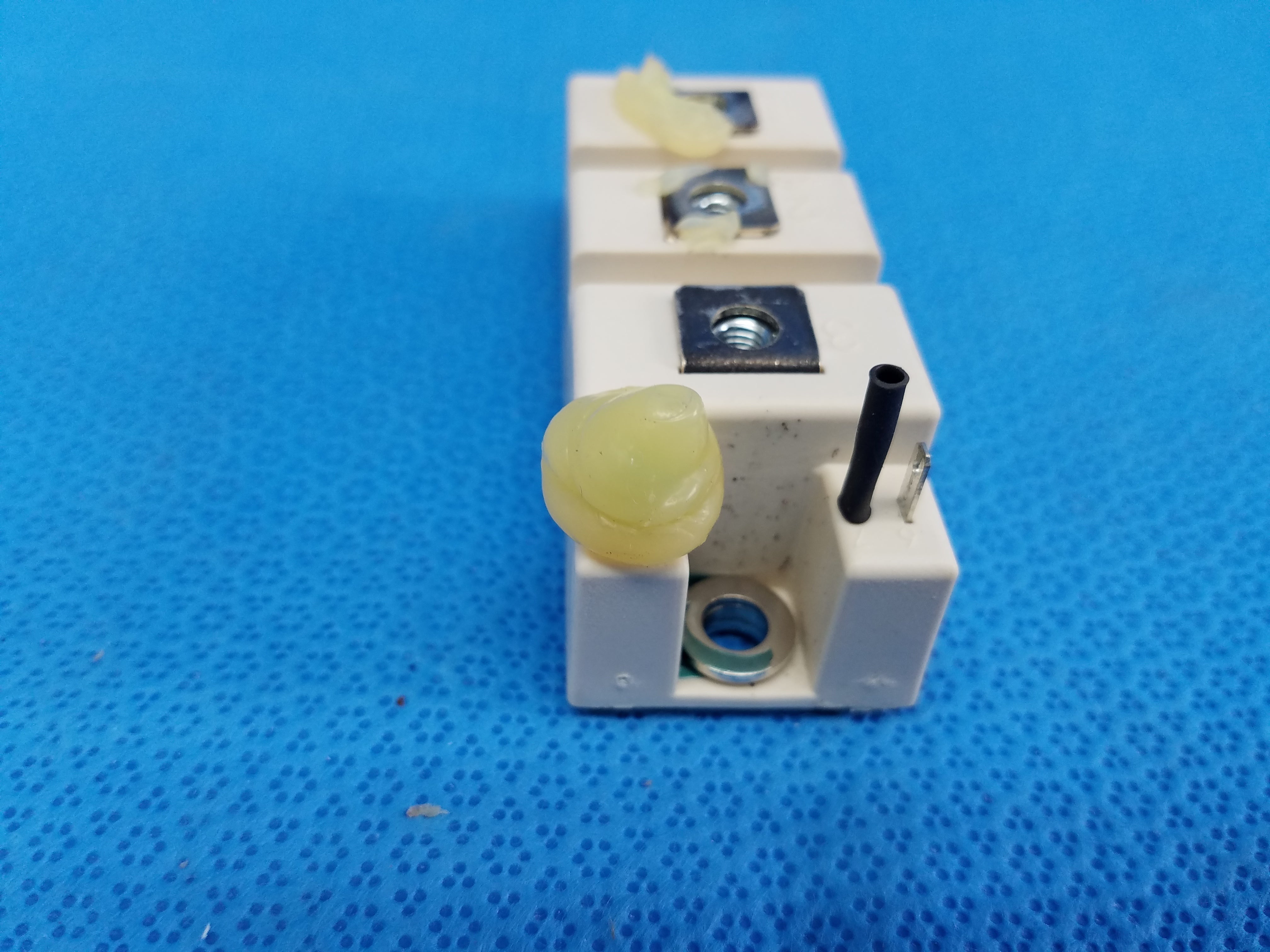 Load image into Gallery viewer, Semikron SKM195GB066D SEMITRANS M IGBT Power Module