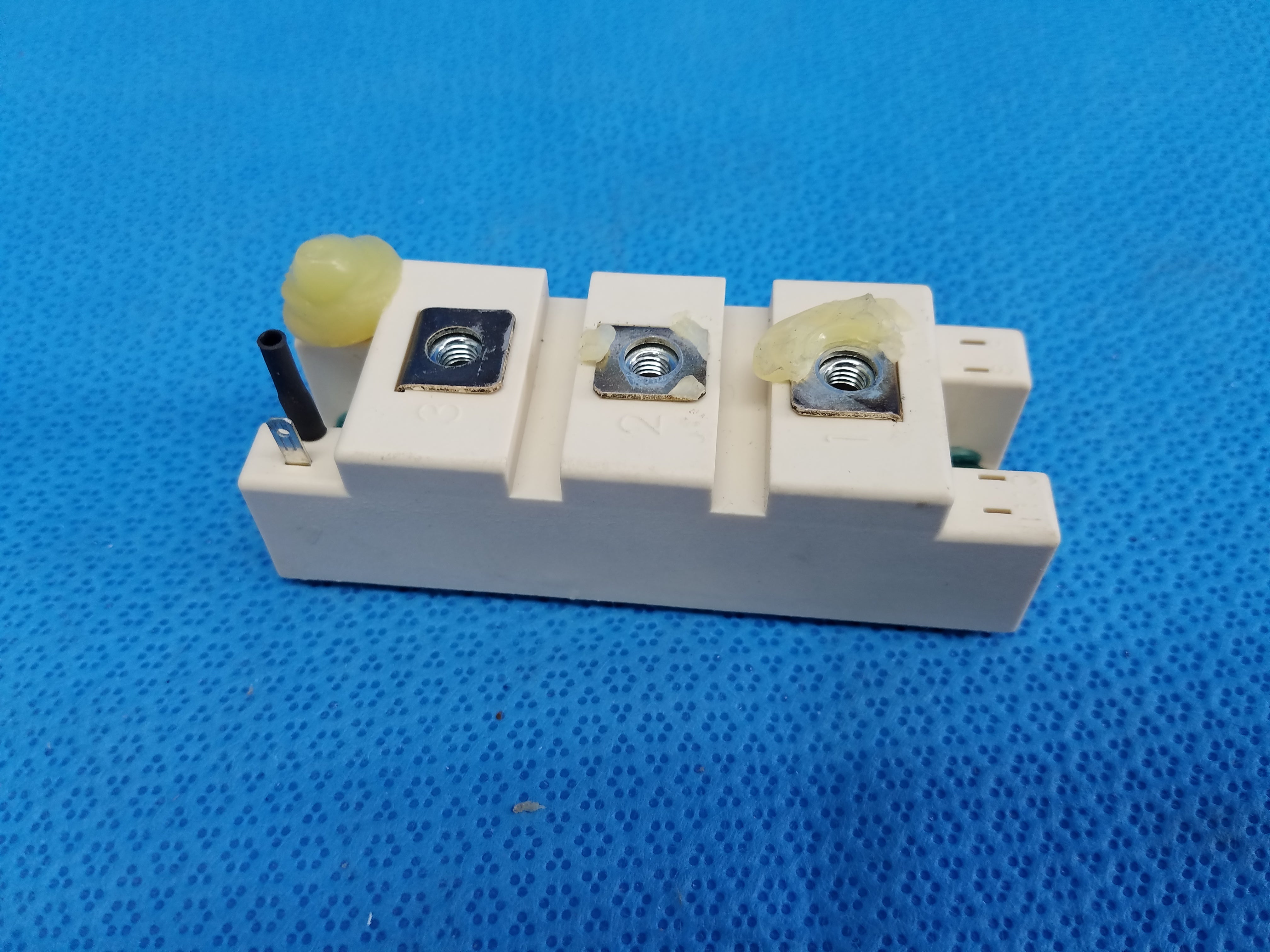 Load image into Gallery viewer, Semikron SKM195GB066D SEMITRANS M IGBT Power Module