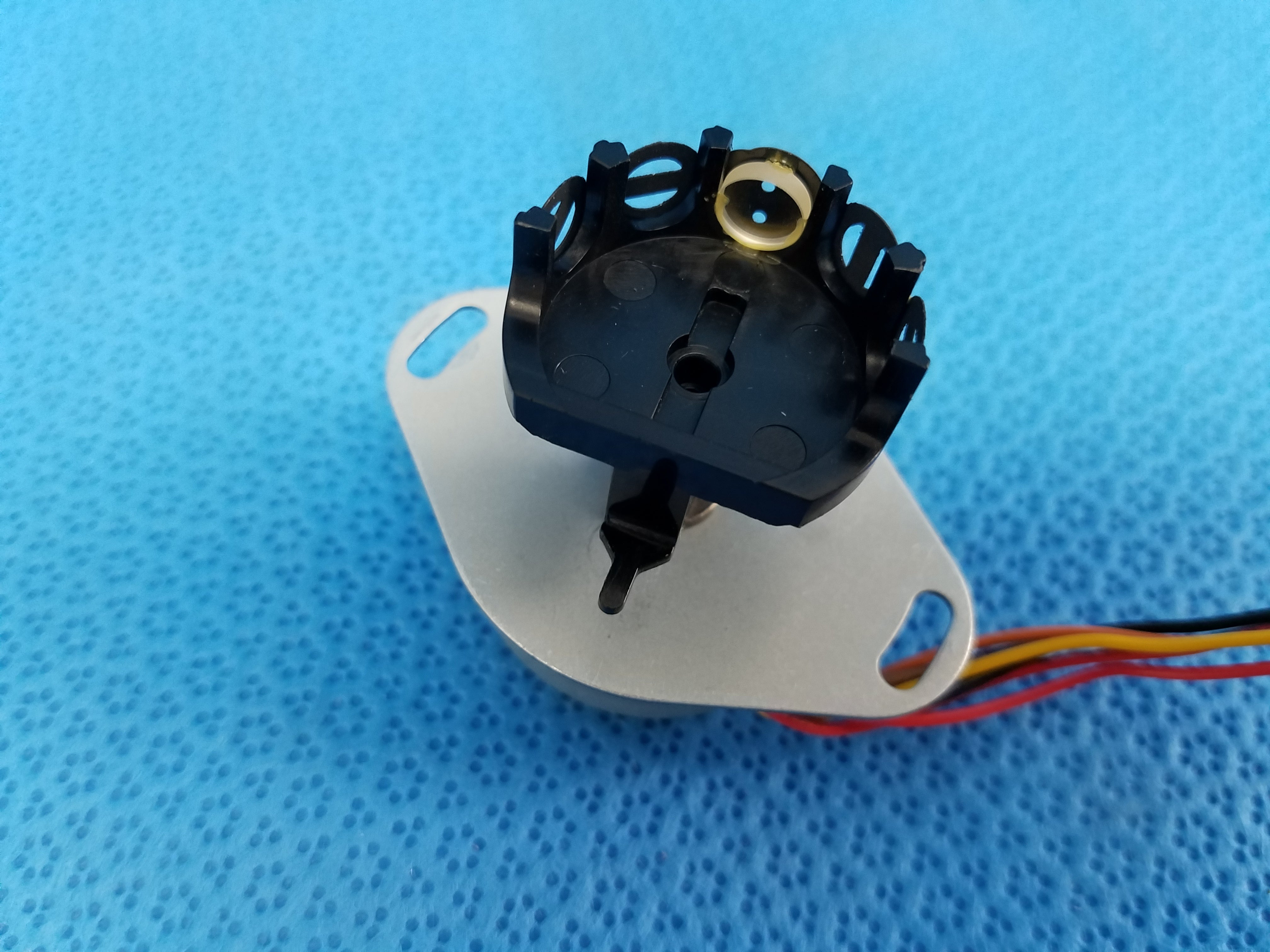 Load image into Gallery viewer, Internal NPM Stepper Motor Part PF35T-48C4 For Topcon TRC-NW8 Retinal Camera