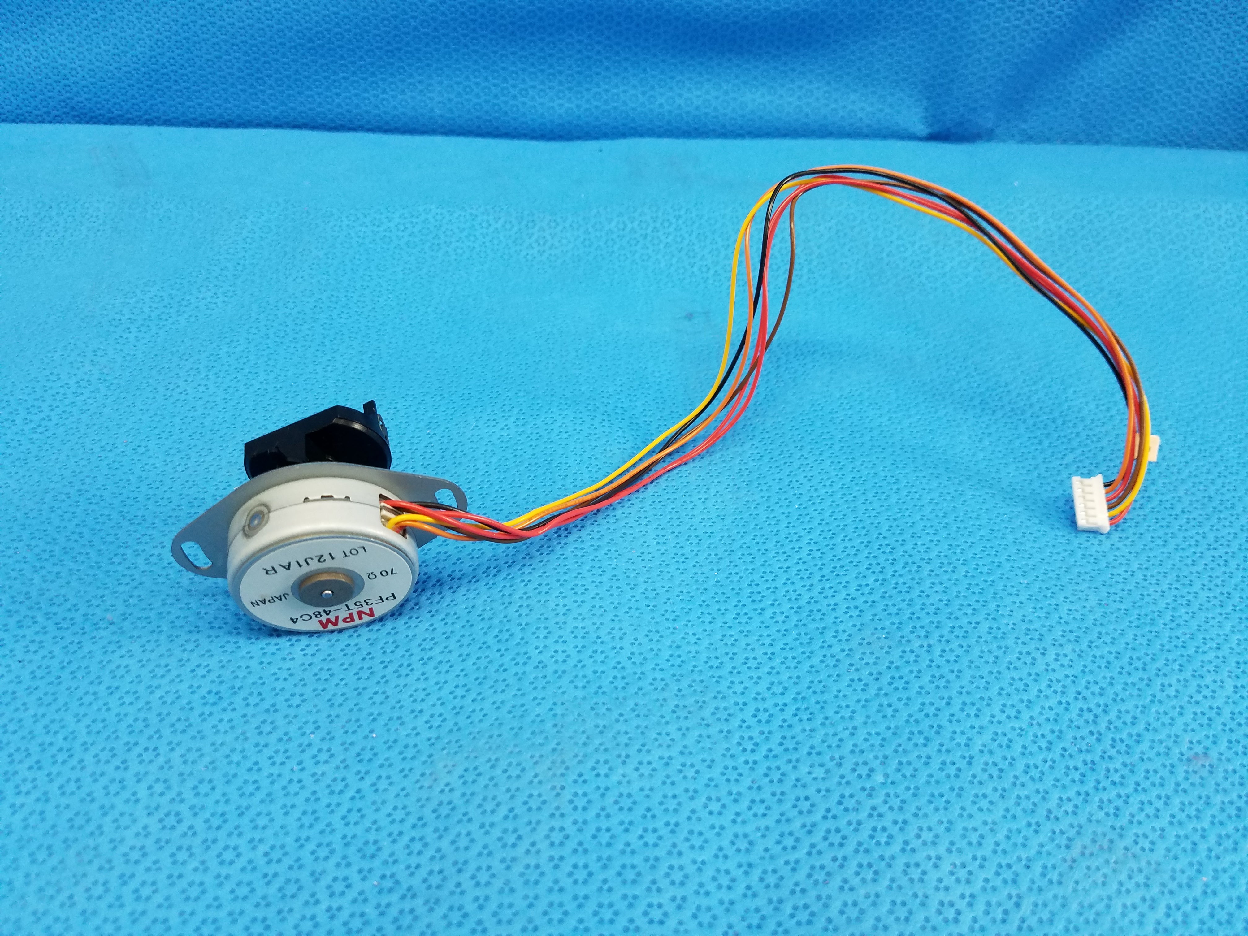 Load image into Gallery viewer, Internal NPM Stepper Motor Part PF35T-48C4 For Topcon TRC-NW8 Retinal Camera