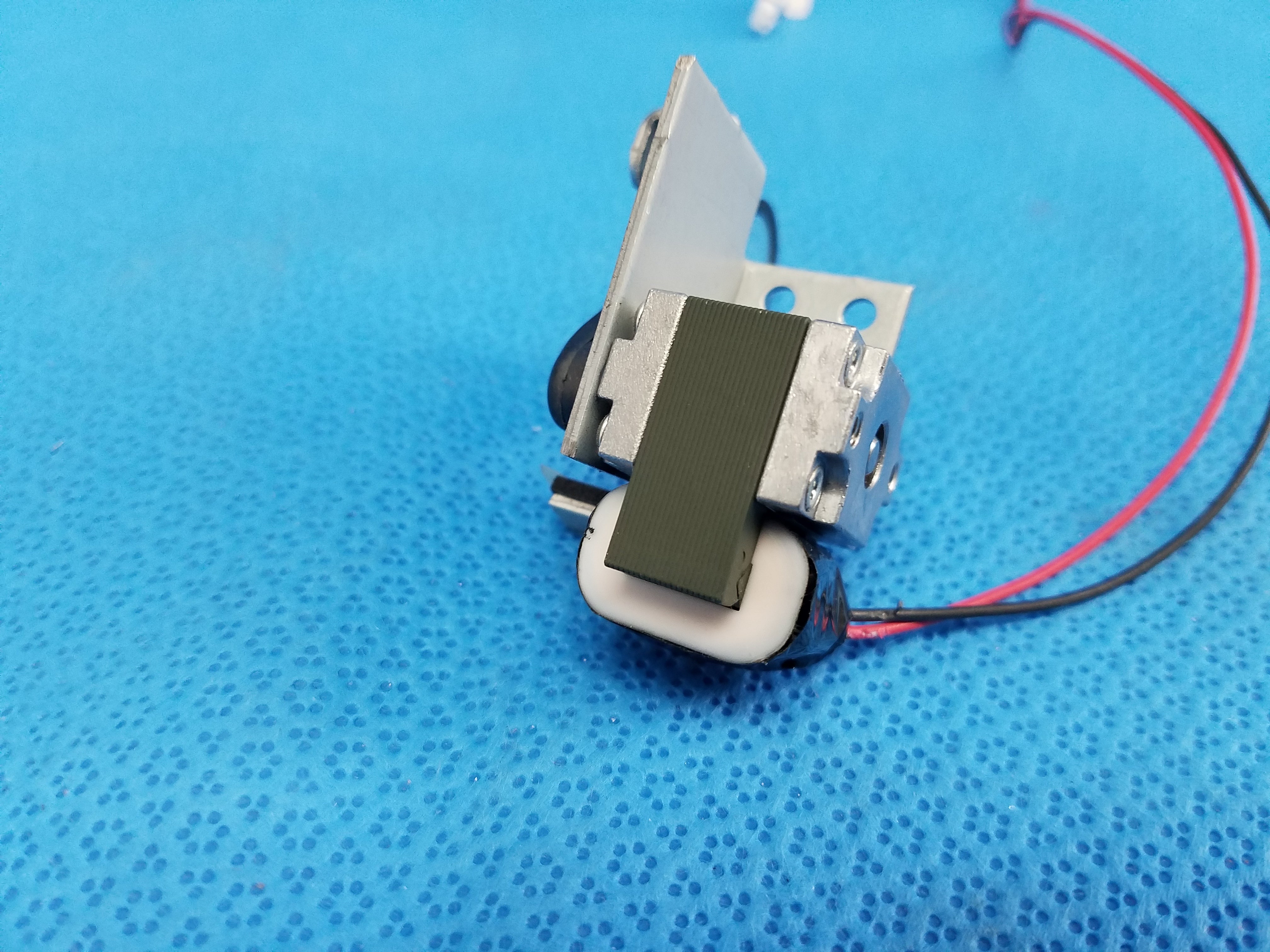 Load image into Gallery viewer, Internal Takano Rotary Solenoid Filter Shutter Part SAP1-T115B for Topcon TRC-NW8 Fundus Camera