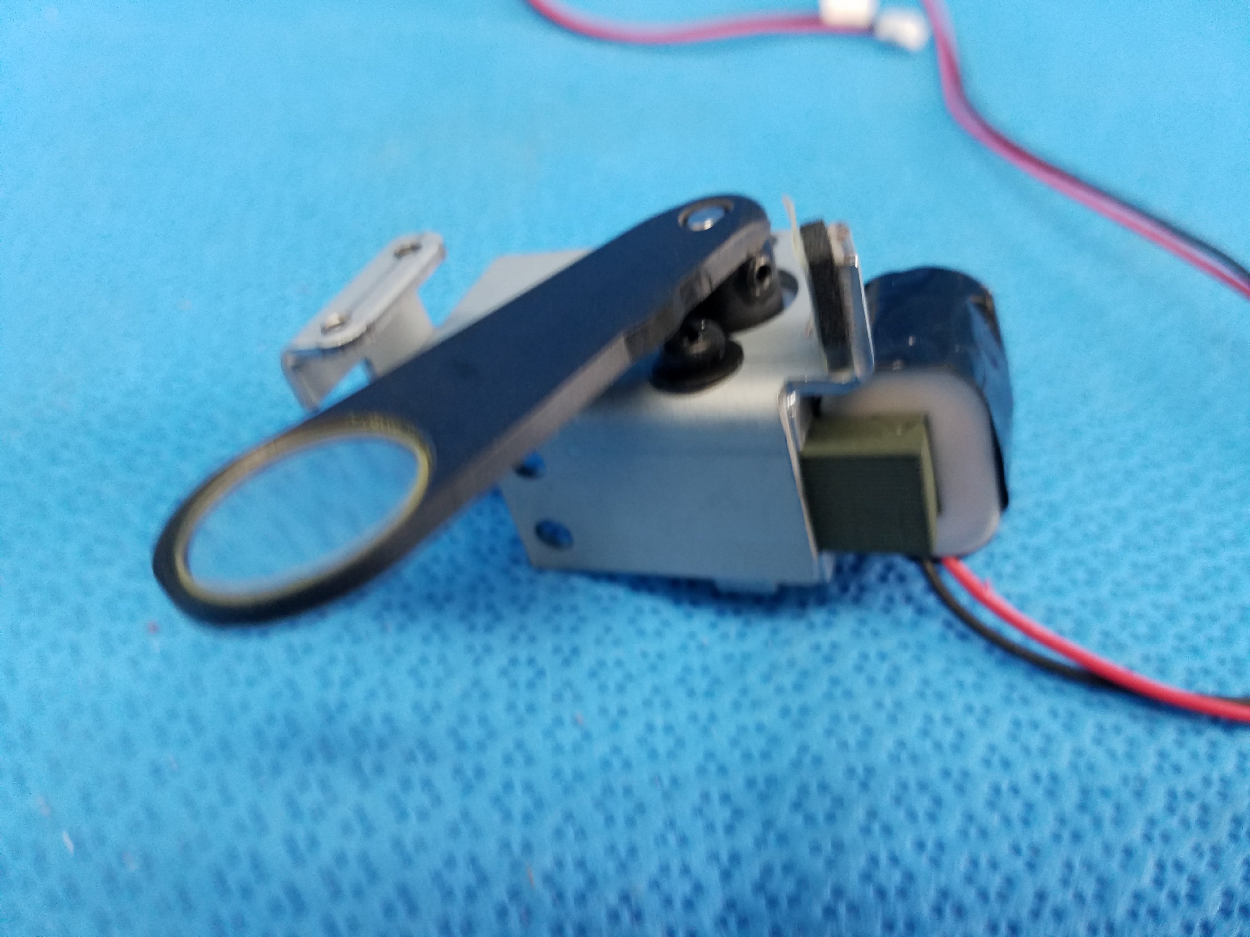 Load image into Gallery viewer, Internal Takano Rotary Solenoid Filter Shutter Part SAP1-T115B for Topcon TRC-NW8 Fundus Camera