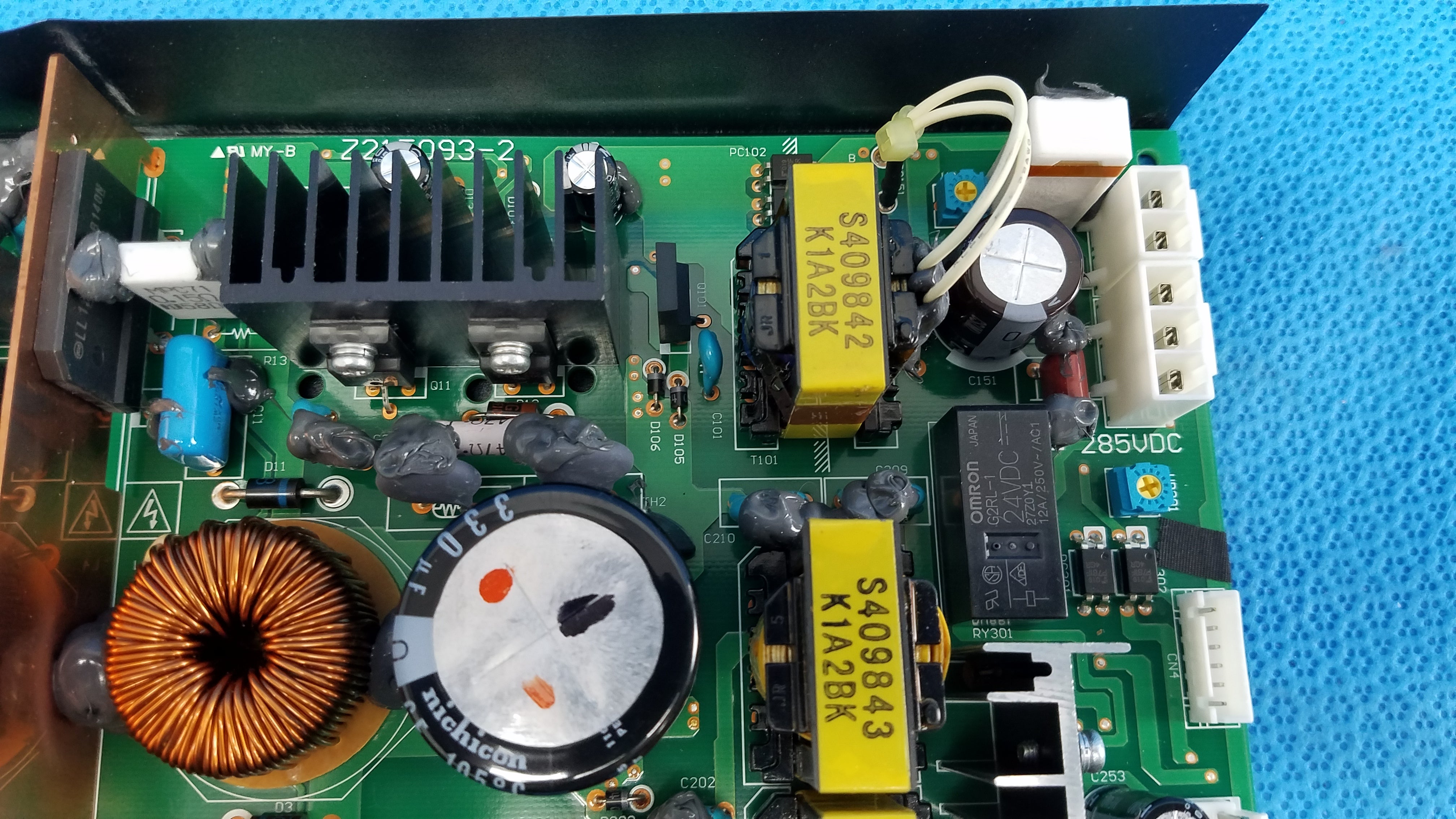 Load image into Gallery viewer, Internal Nichicon YDDT2811 Power Supply Board Part For Topcon TRC-NW8 Fundus Camera
