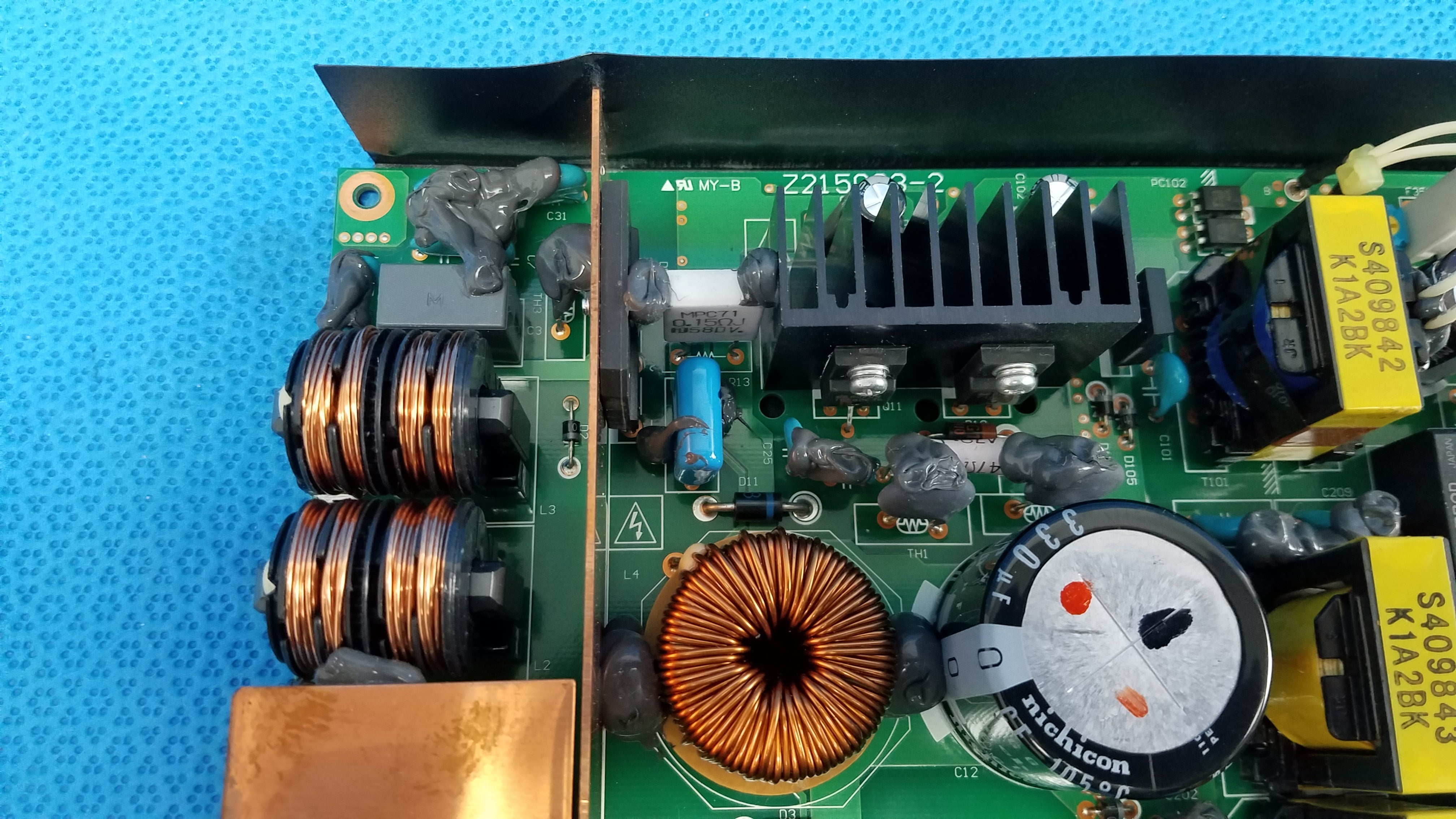 Load image into Gallery viewer, Internal Nichicon YDDT2811 Power Supply Board Part For Topcon TRC-NW8 Fundus Camera