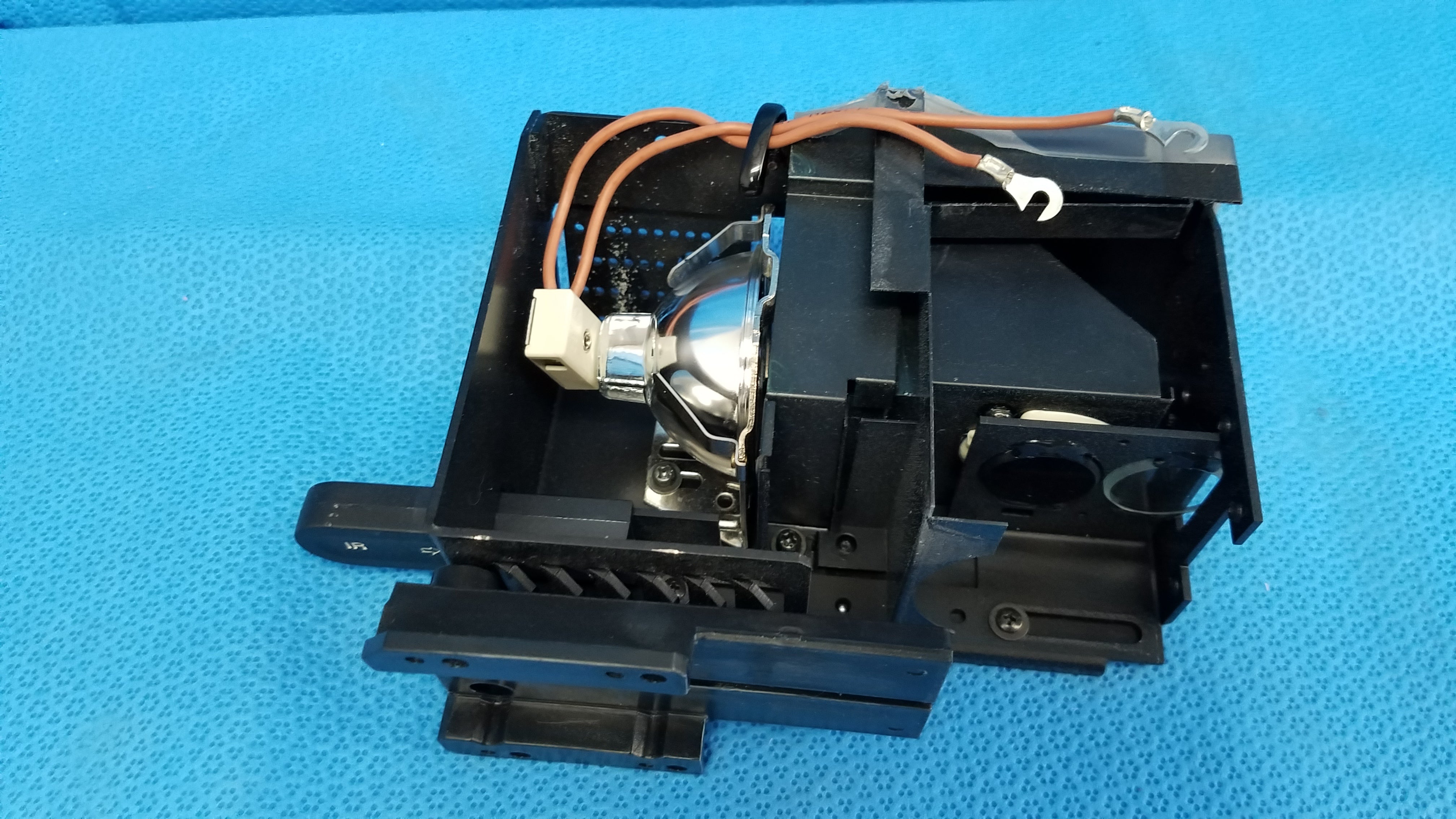 Load image into Gallery viewer, Internal Halogen Illumination Lamp Assembly Part with Housing for Topcon TRC-NW8 Fundus Camera