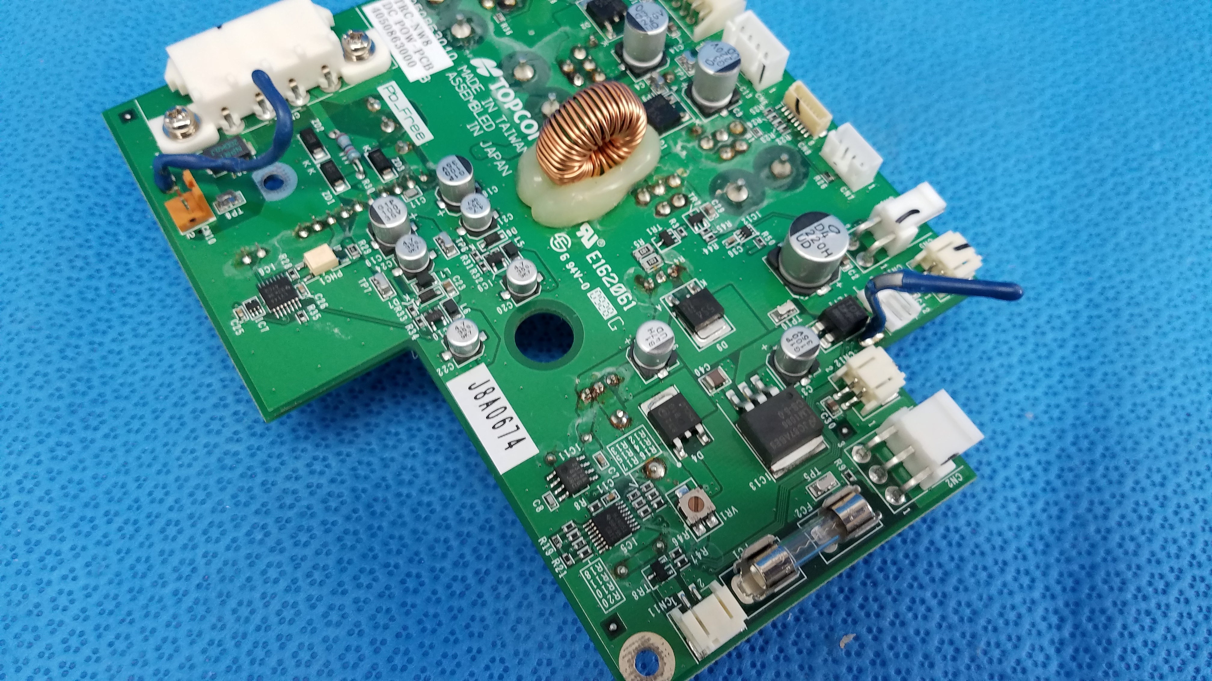 Load image into Gallery viewer, Internal DC Power PCB Part 4050863000 For Topcon TRC-NW8 Fundus Camera