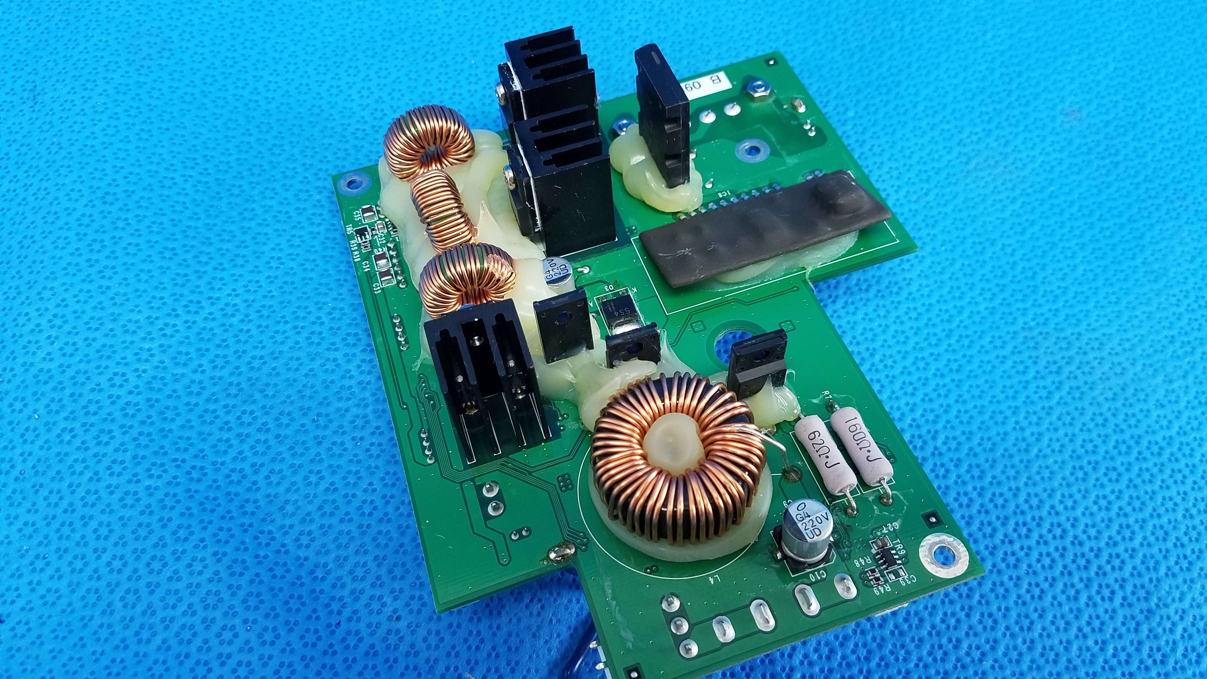 Load image into Gallery viewer, Internal DC Power PCB Part 4050863000 For Topcon TRC-NW8 Fundus Camera