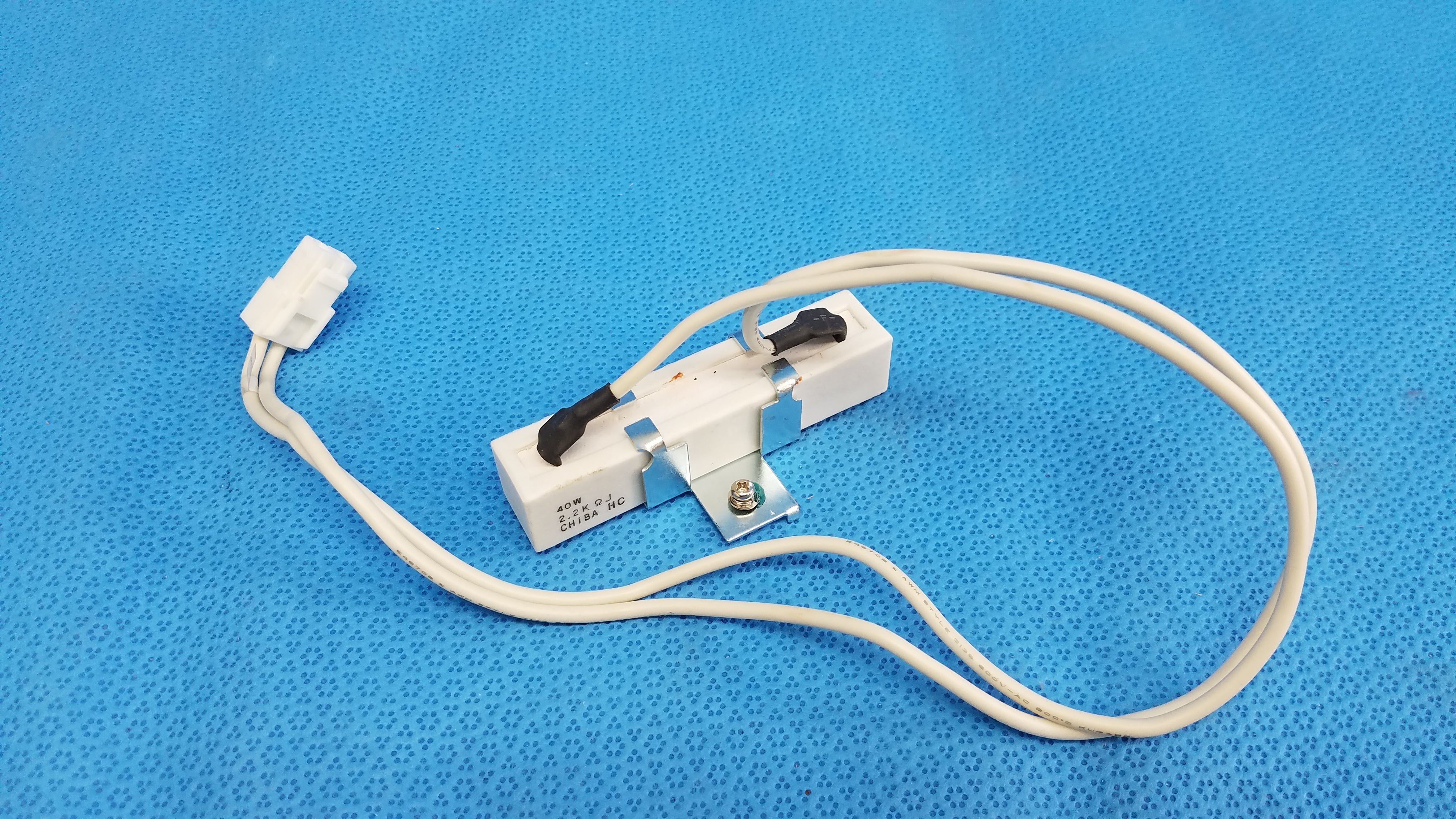 Load image into Gallery viewer, Internal Ceramic Power Resistor Part CHIBA HC 40W 2.2k Ohm For Topcon TRC-NW8 Fundus Retinal Camera