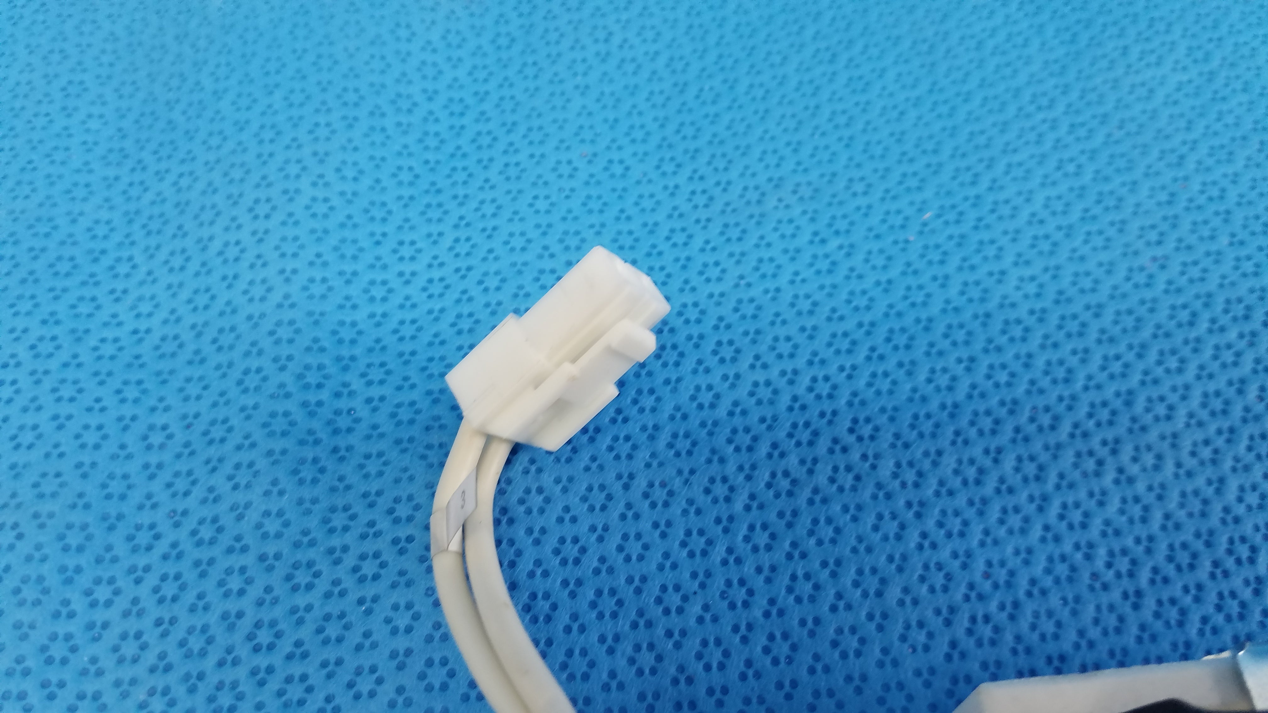 Load image into Gallery viewer, Internal Ceramic Power Resistor Part CHIBA HC 40W 2.2k Ohm For Topcon TRC-NW8 Fundus Retinal Camera