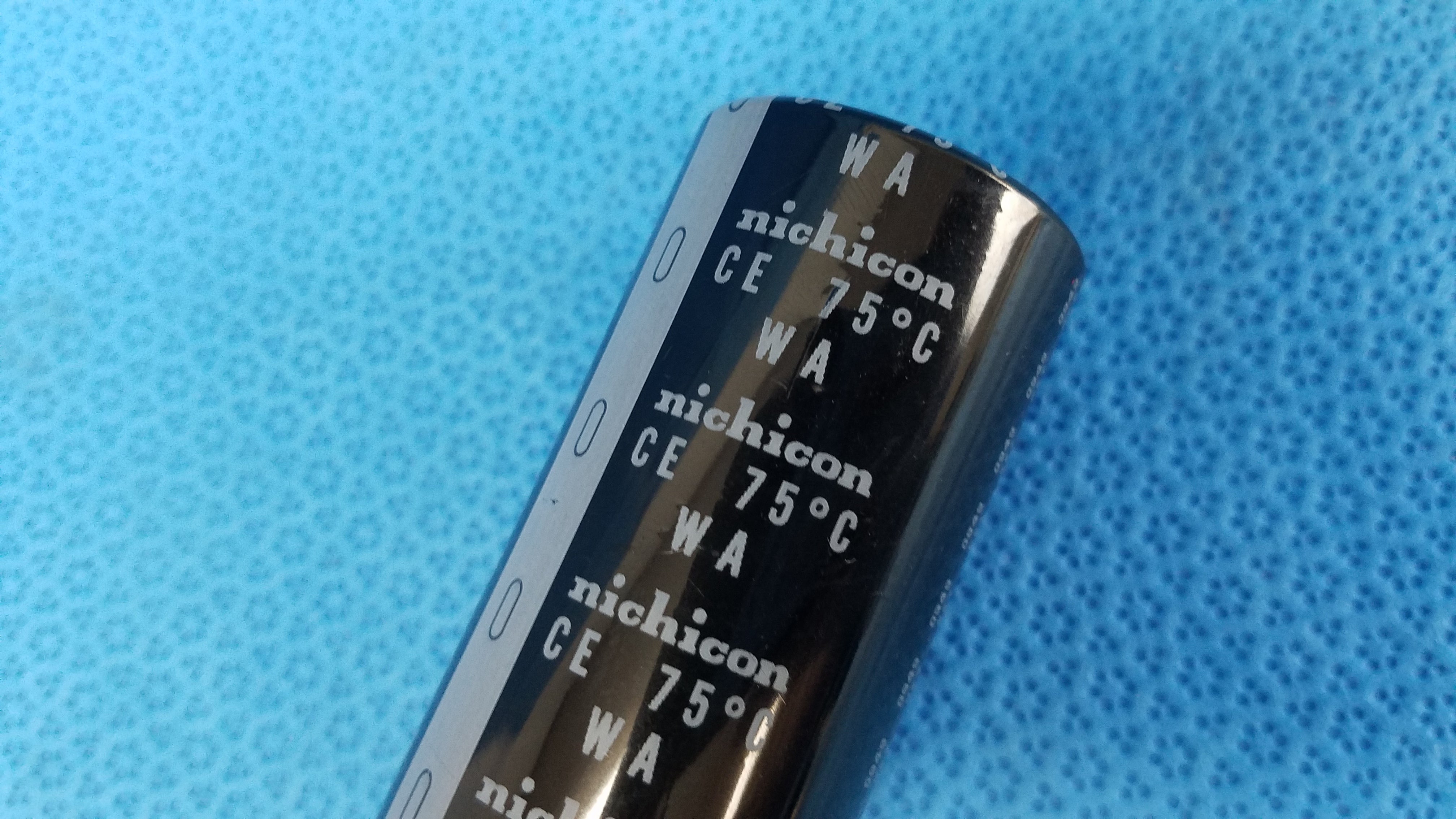 Load image into Gallery viewer, Nichicon Internal Power Supply Capacitor Part WA 75°C With Wire Harness For Topcon TRC-NW8 Fundus Retinal Camera