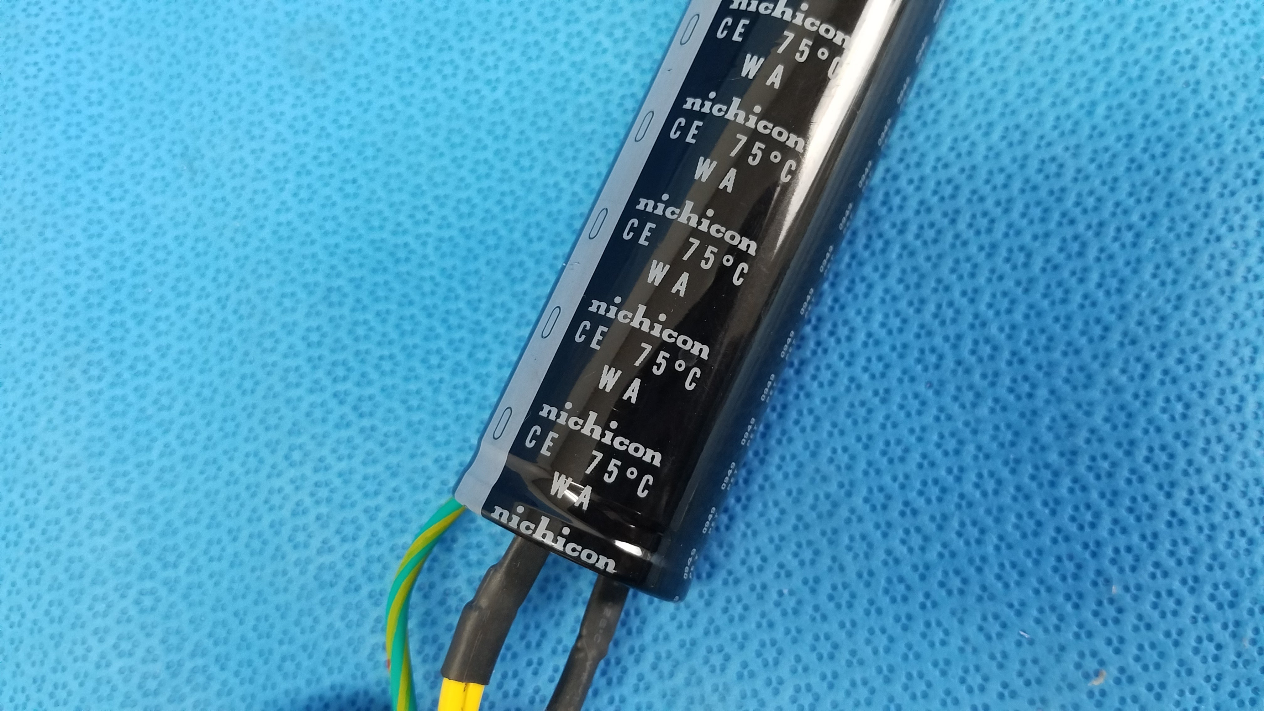 Load image into Gallery viewer, Nichicon Internal Power Supply Capacitor Part WA 75°C With Wire Harness For Topcon TRC-NW8 Fundus Retinal Camera