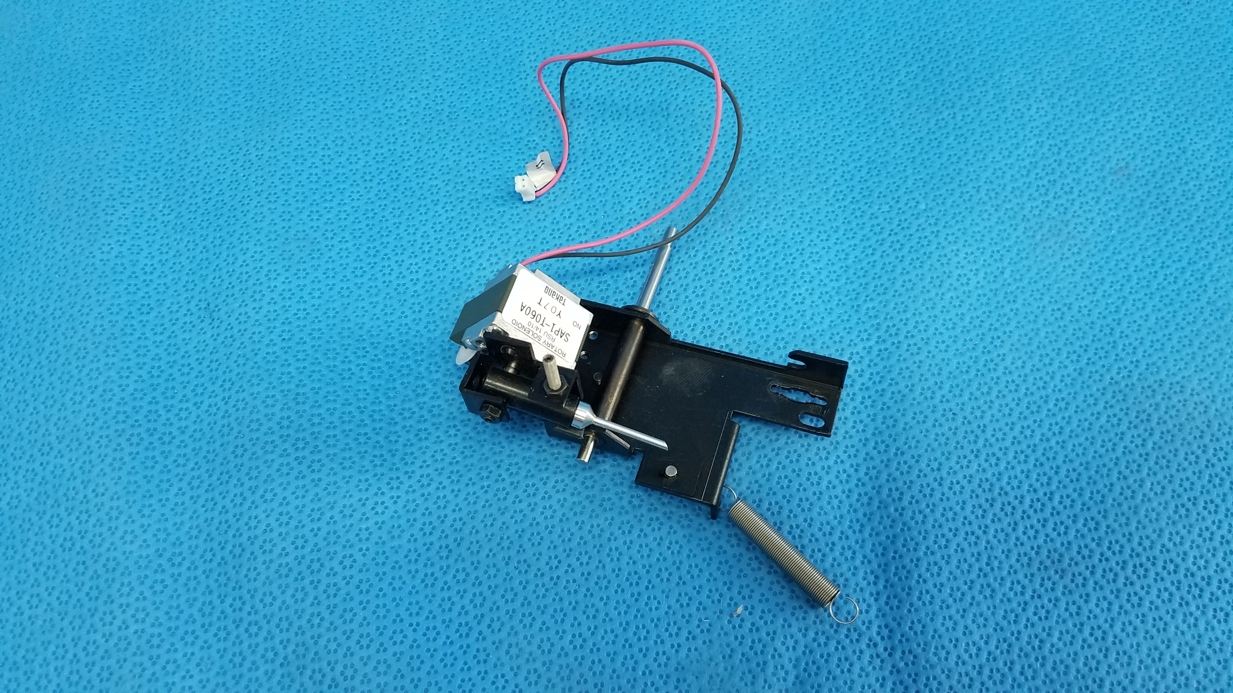 Load image into Gallery viewer, Internal Takano Rotary Solenoid Mechanical Switch Part SAP1-T060A For Topcon TRC-NW8 Fundus Retinal Camera