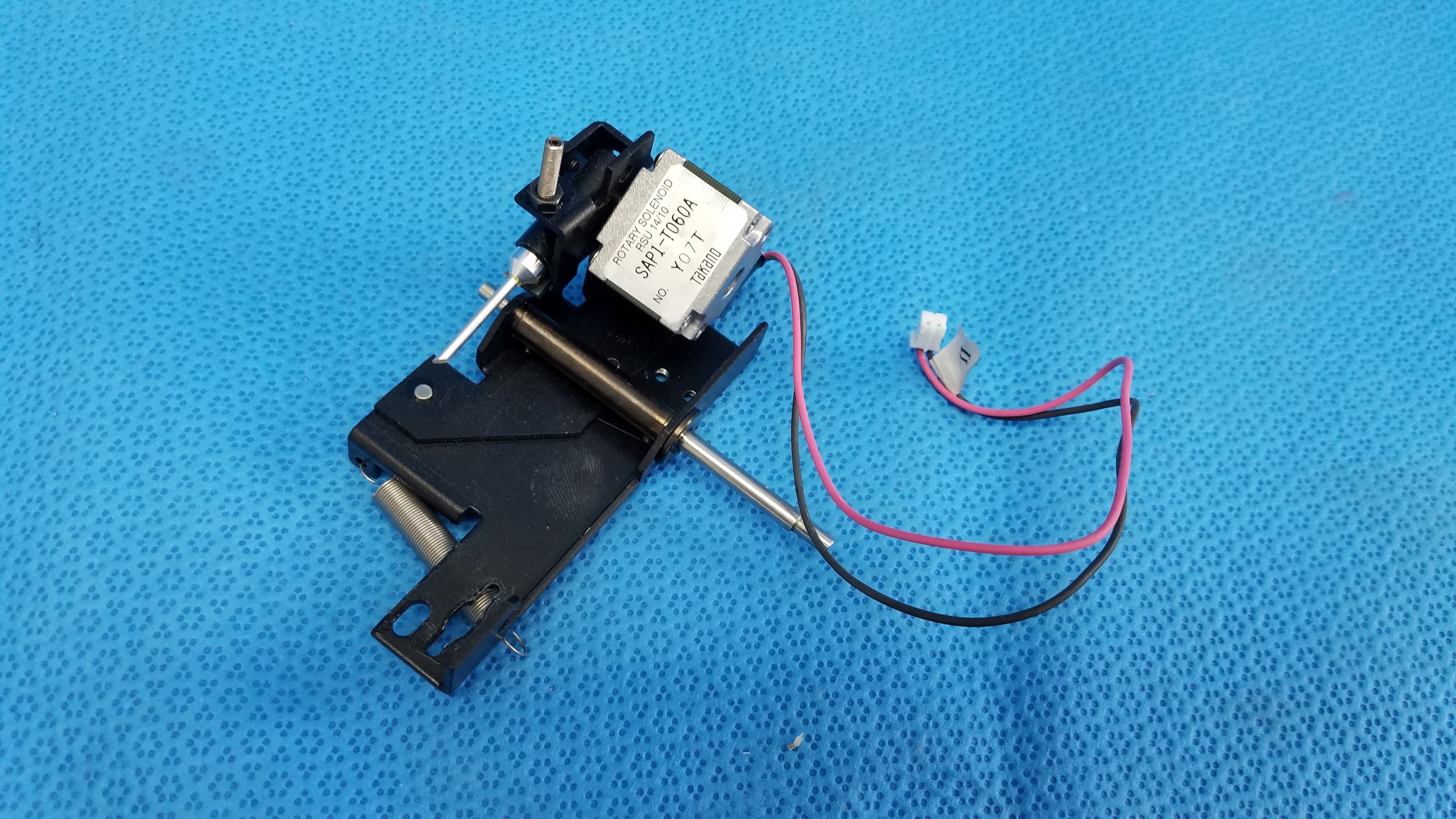 Load image into Gallery viewer, Internal Takano Rotary Solenoid Mechanical Switch Part SAP1-T060A For Topcon TRC-NW8 Fundus Retinal Camera