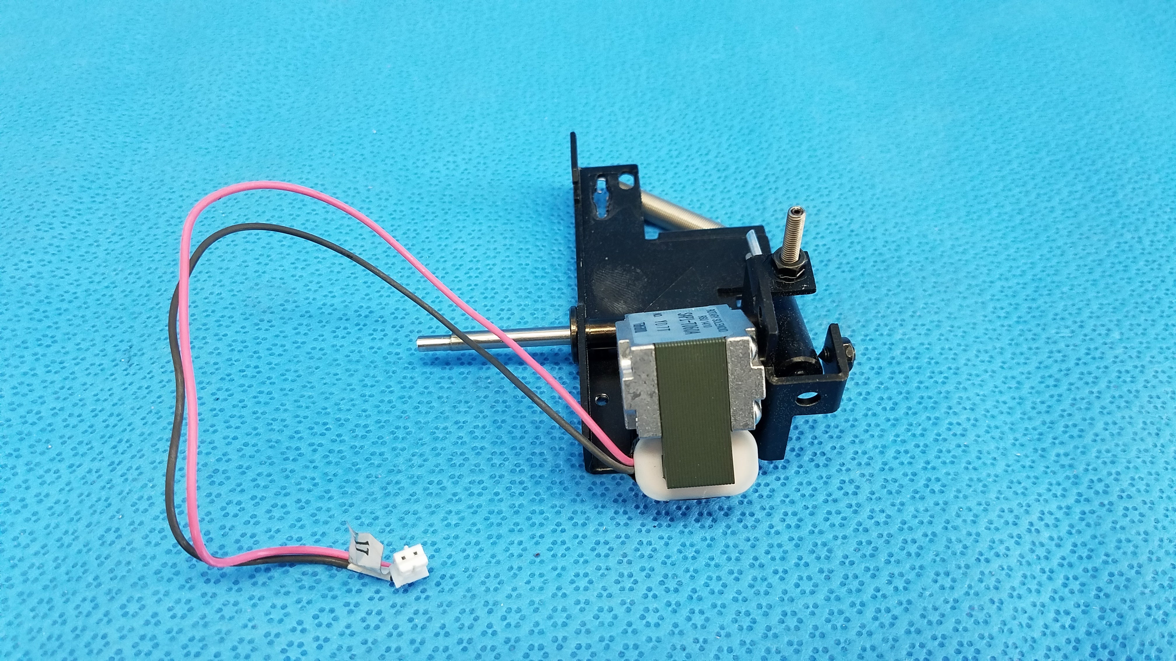 Load image into Gallery viewer, Internal Takano Rotary Solenoid Mechanical Switch Part SAP1-T060A For Topcon TRC-NW8 Fundus Retinal Camera