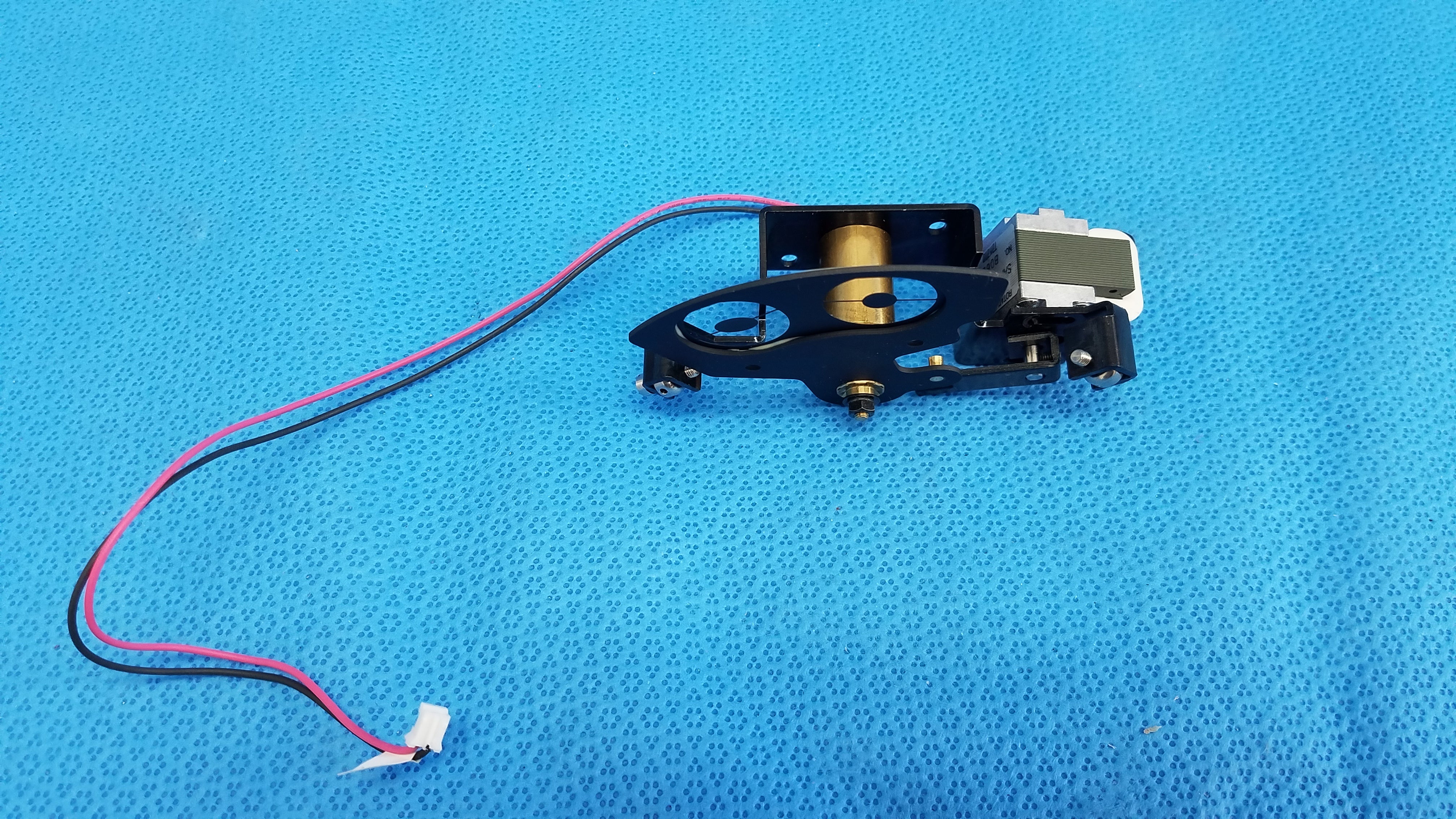 Load image into Gallery viewer, Internal Takano Rotary Solenoid Aperture Diaphragm Part SAP1-T115B For Topcon TRC-NW8 Fundus Retinal Camera
