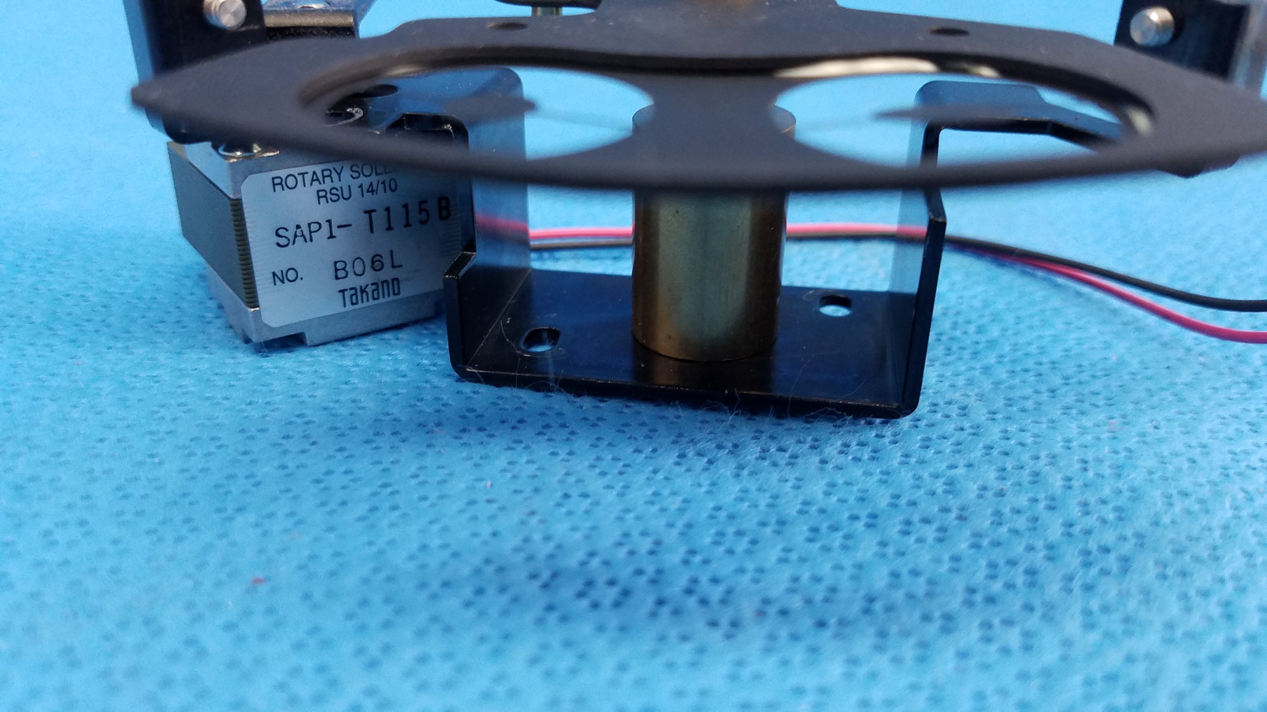 Load image into Gallery viewer, Internal Takano Rotary Solenoid Aperture Diaphragm Part SAP1-T115B For Topcon TRC-NW8 Fundus Retinal Camera