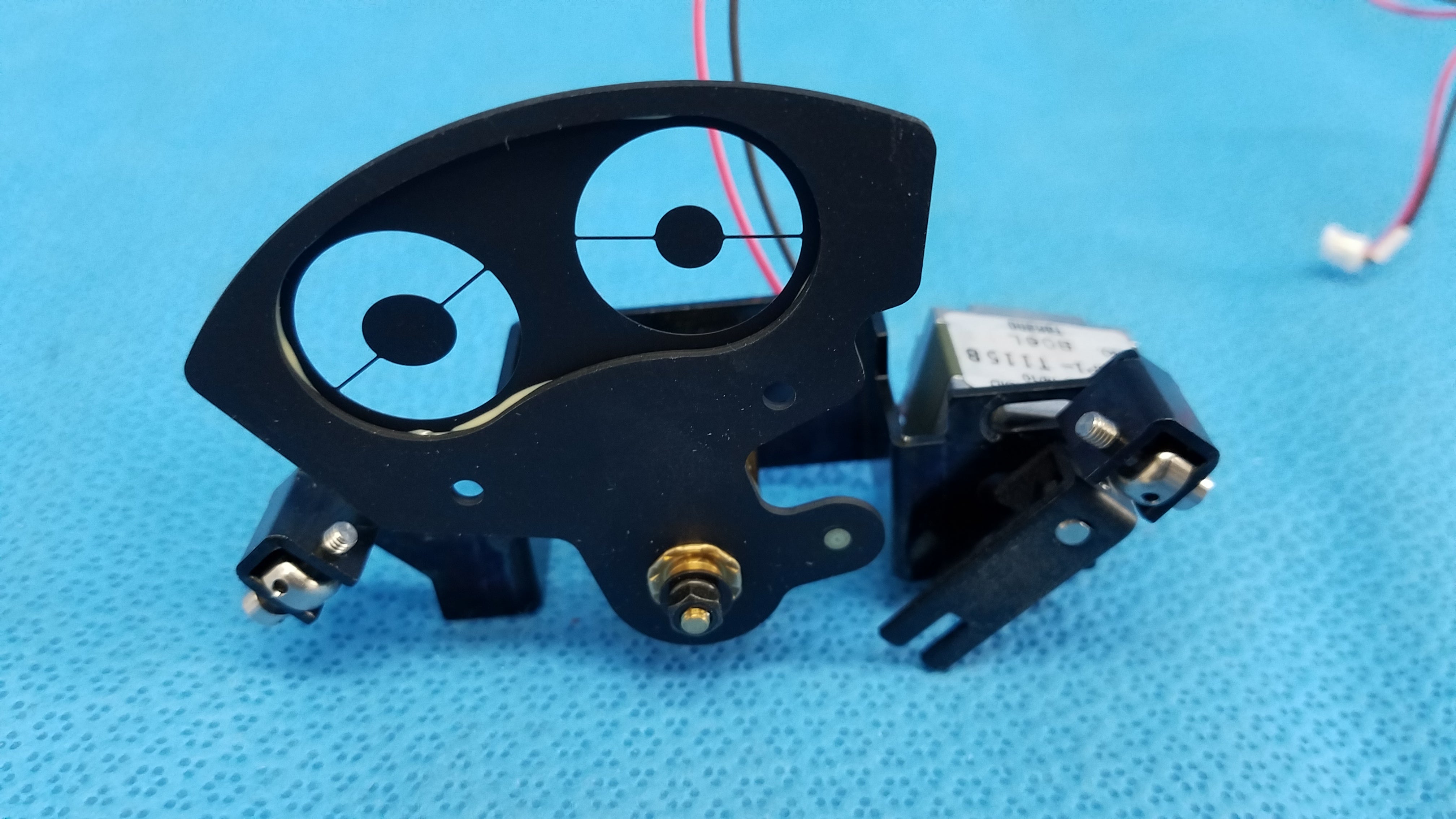 Load image into Gallery viewer, Internal Takano Rotary Solenoid Aperture Diaphragm Part SAP1-T115B For Topcon TRC-NW8 Fundus Retinal Camera
