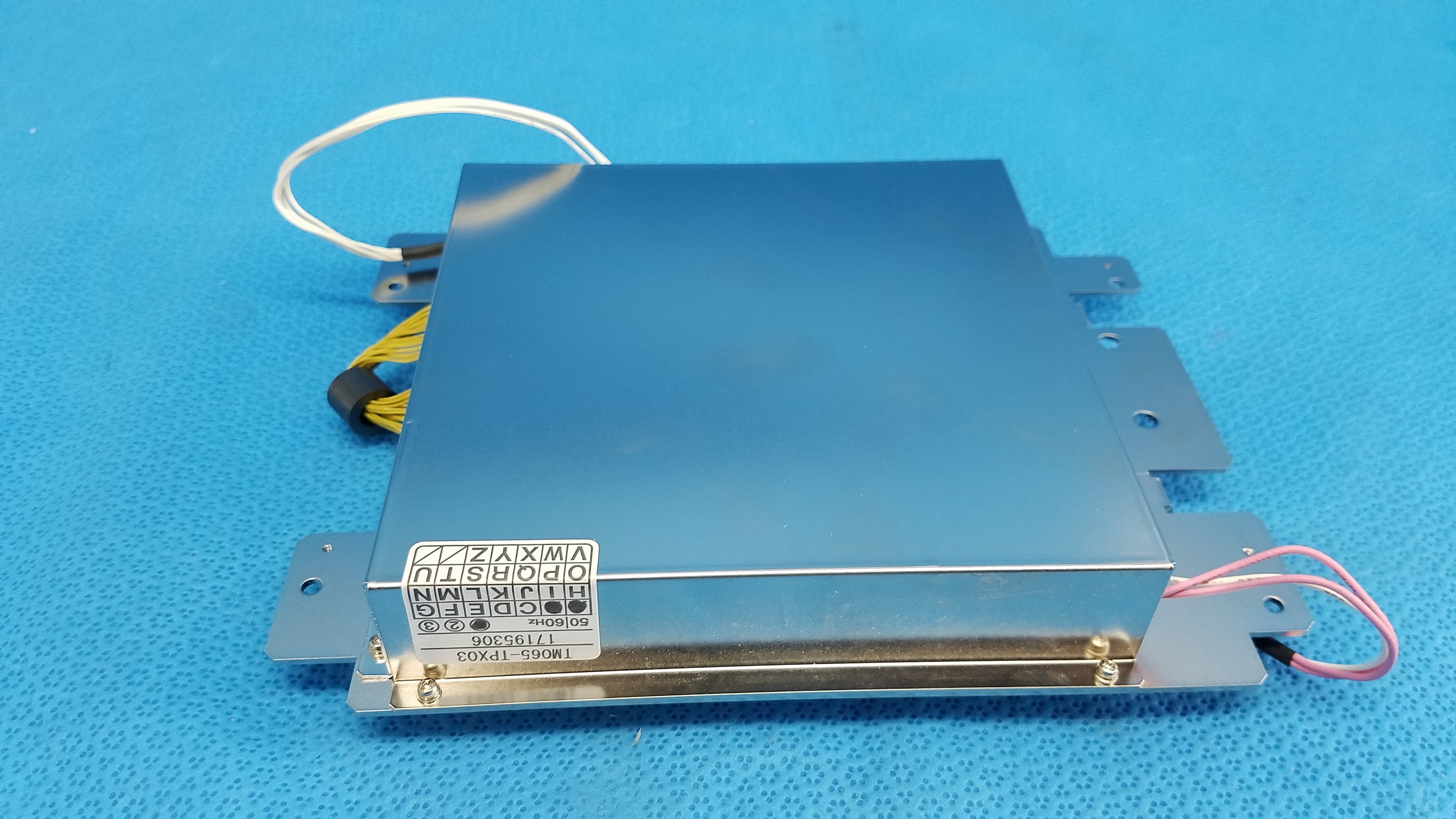 Load image into Gallery viewer, Internal LCD Display Screen Monitor Assembly TM065-TPX03 For Topcon TRC-NW8 Fundus Retinal Camera