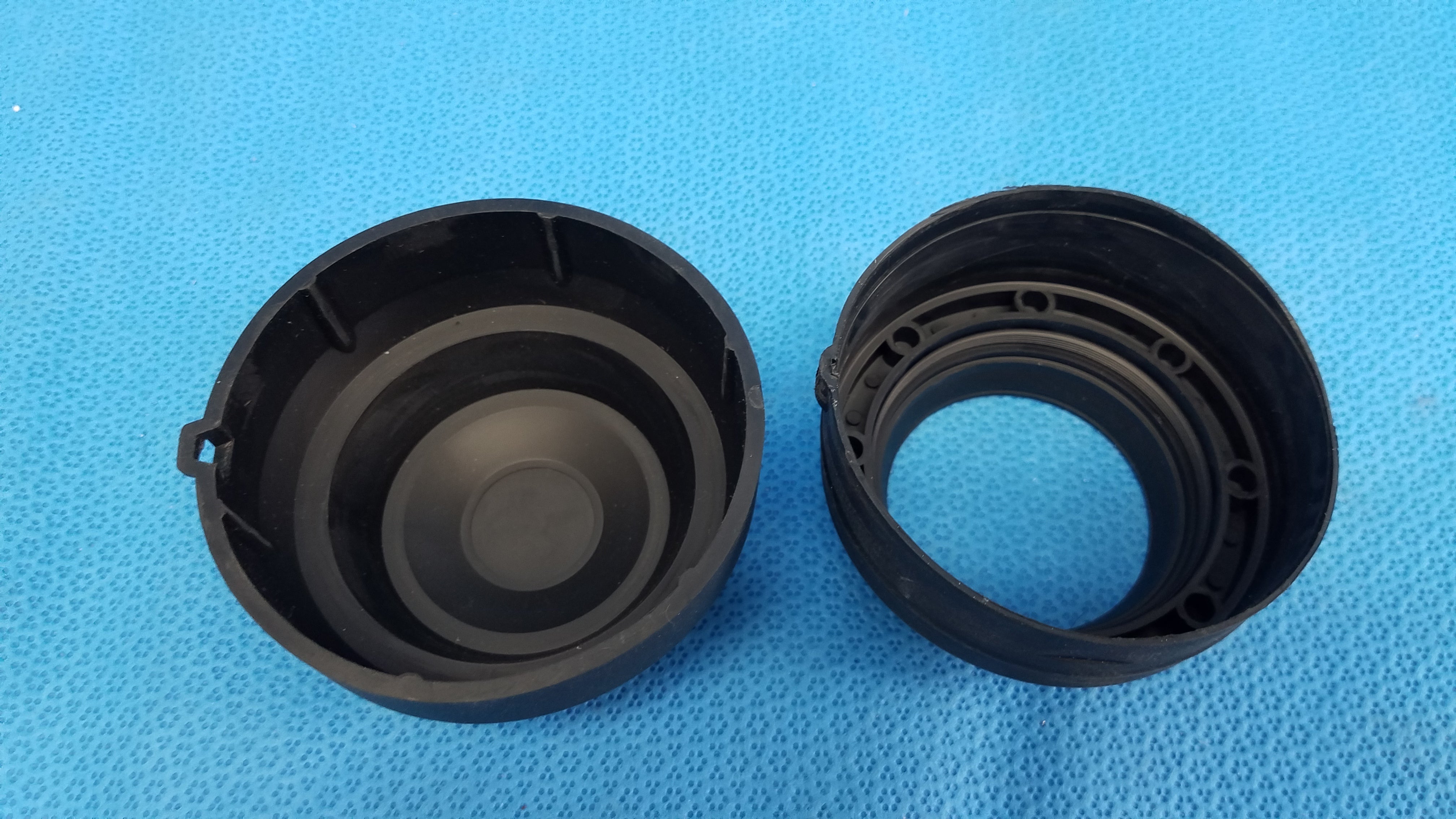 Load image into Gallery viewer, Internal Objective Lens Rubber Dust Cap &amp; Viewfinder Shield Bellows Set For Topcon TRC-NW8 Fundus Retinal Camera
