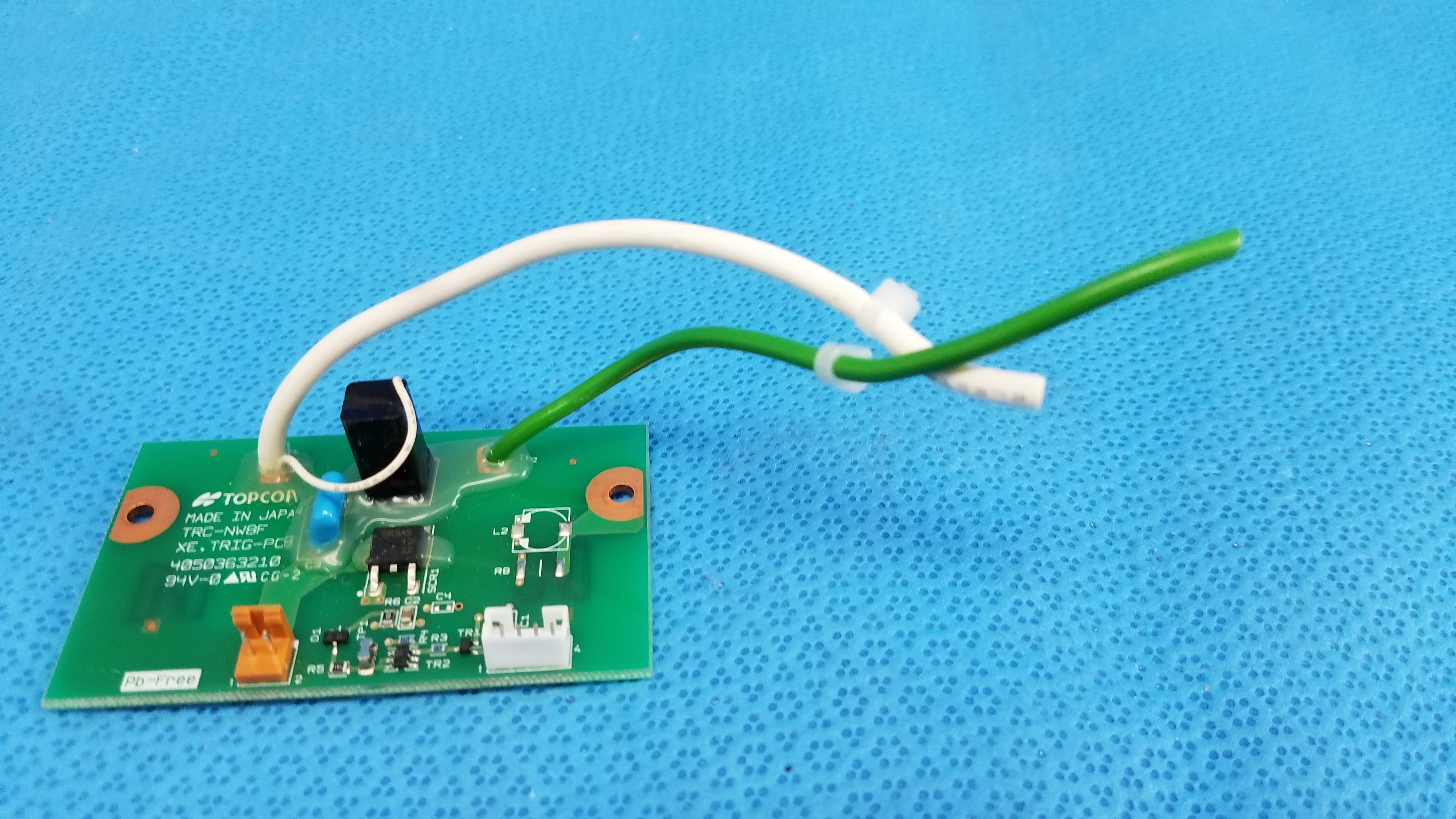 Load image into Gallery viewer, Internal Xenon Flash Trigger PCB Board XE.TRIG-PCB 4050363210 For Topcon TRC-NW8 Fundus Retinal Camera