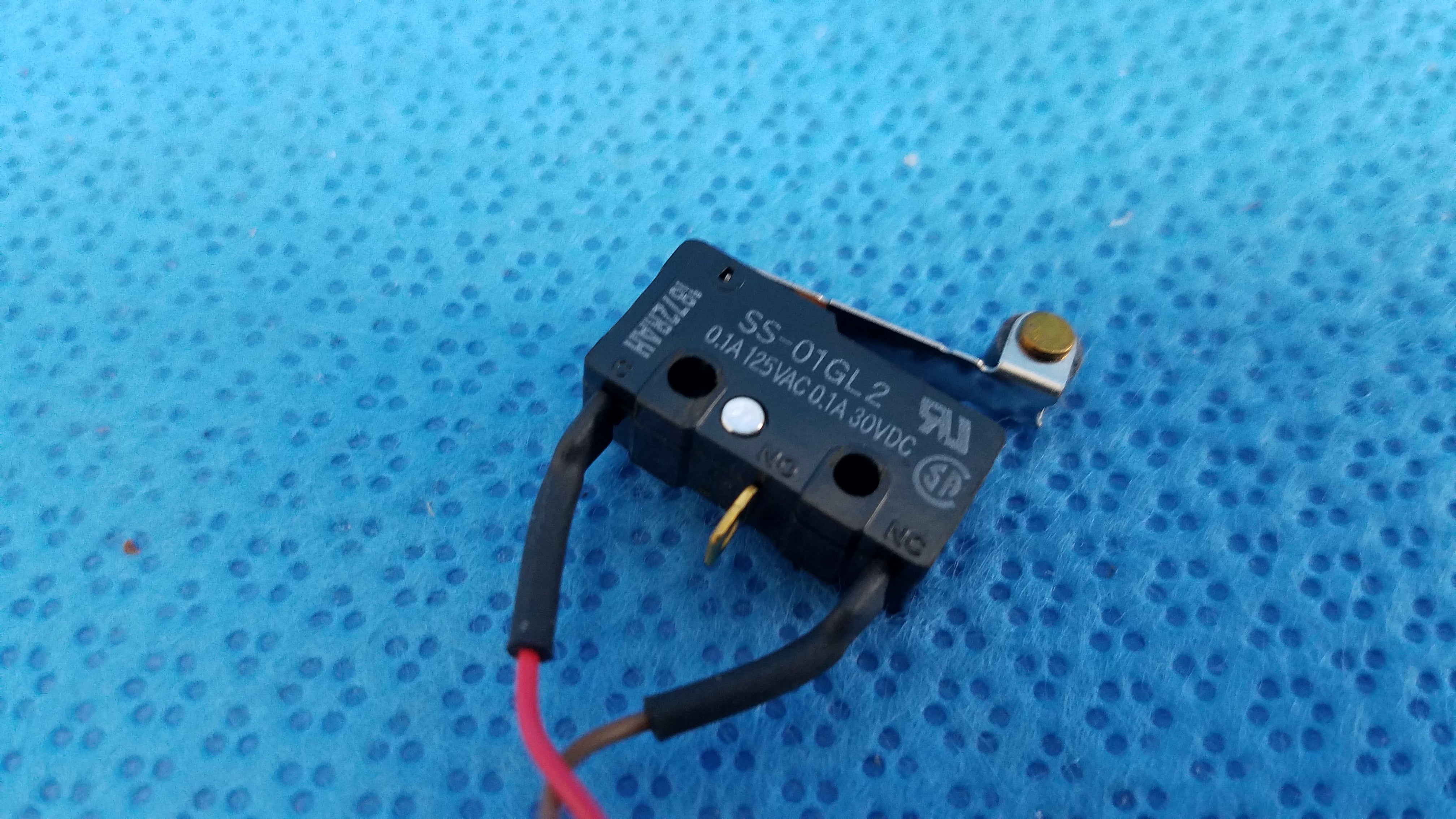 Load image into Gallery viewer, Internal Mechanical Subminiature Hinge Roller Lever Microswitch SS-01GL2 Wire Harness 27 For Topcon TRC-NW8 Fundus Retinal Camera