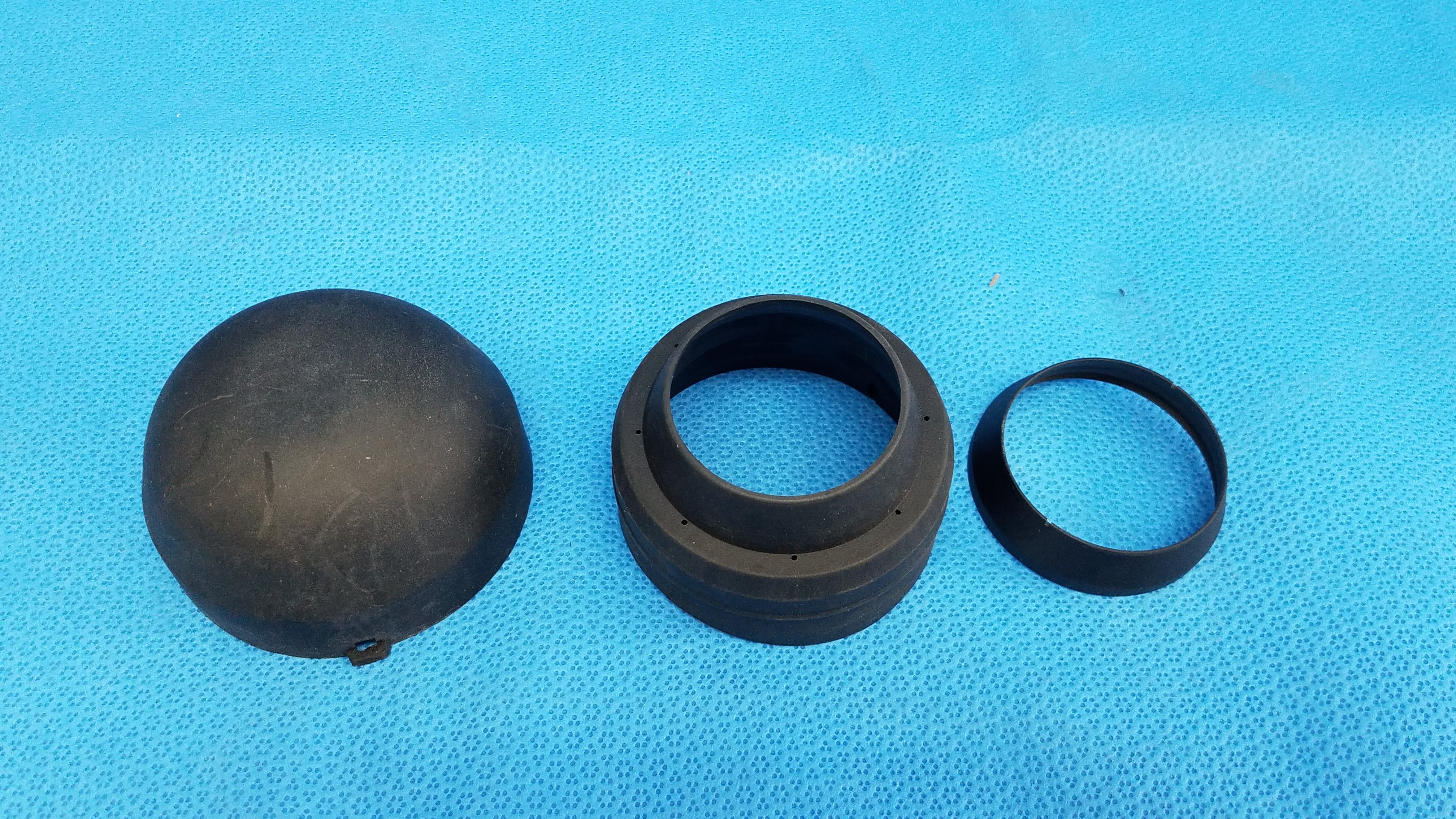 Load image into Gallery viewer, Internal Objective Lens Rubber Dust Cap Viewfinder Bellows &amp; Alignment Ring 3-Piece Set For Topcon TRC-NW8 Fundus Retinal Camera