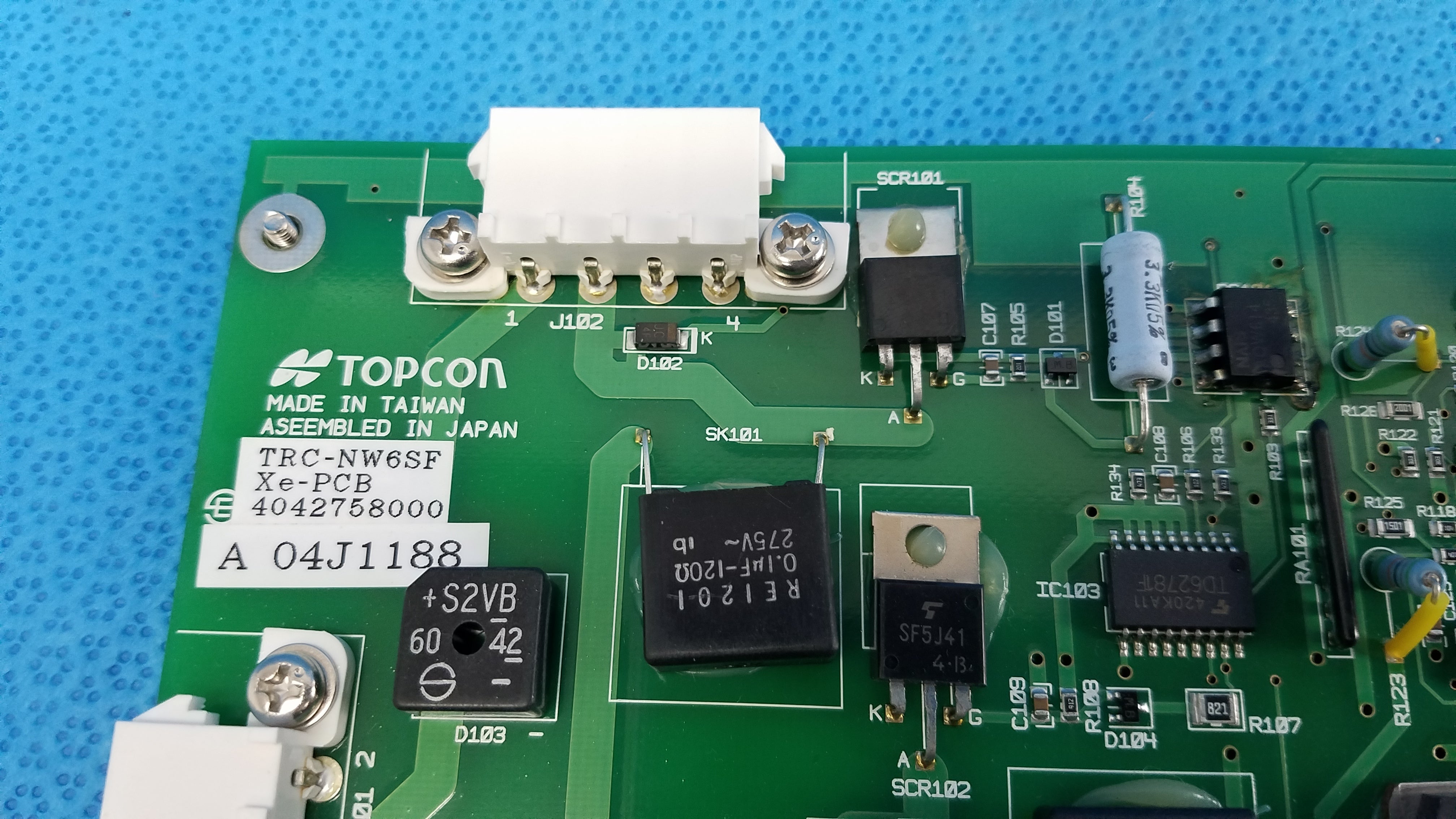 Load image into Gallery viewer, Xe-PCB Power Circuit Board 4042758000 For Topcon TRC-NW6SF Retinal Camera
