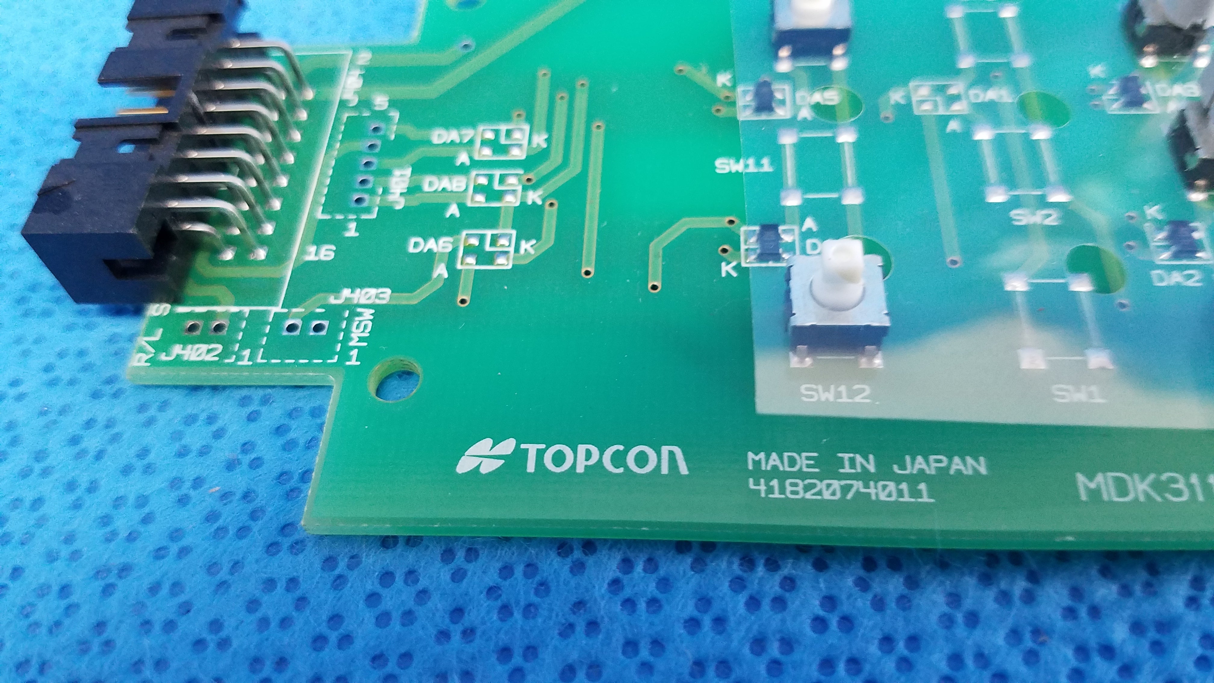 Load image into Gallery viewer, MDK311V-0 Control Panel Button Switch Circuit Board 4182074011 For Topcon TRC-NW6SF Retinal Camera