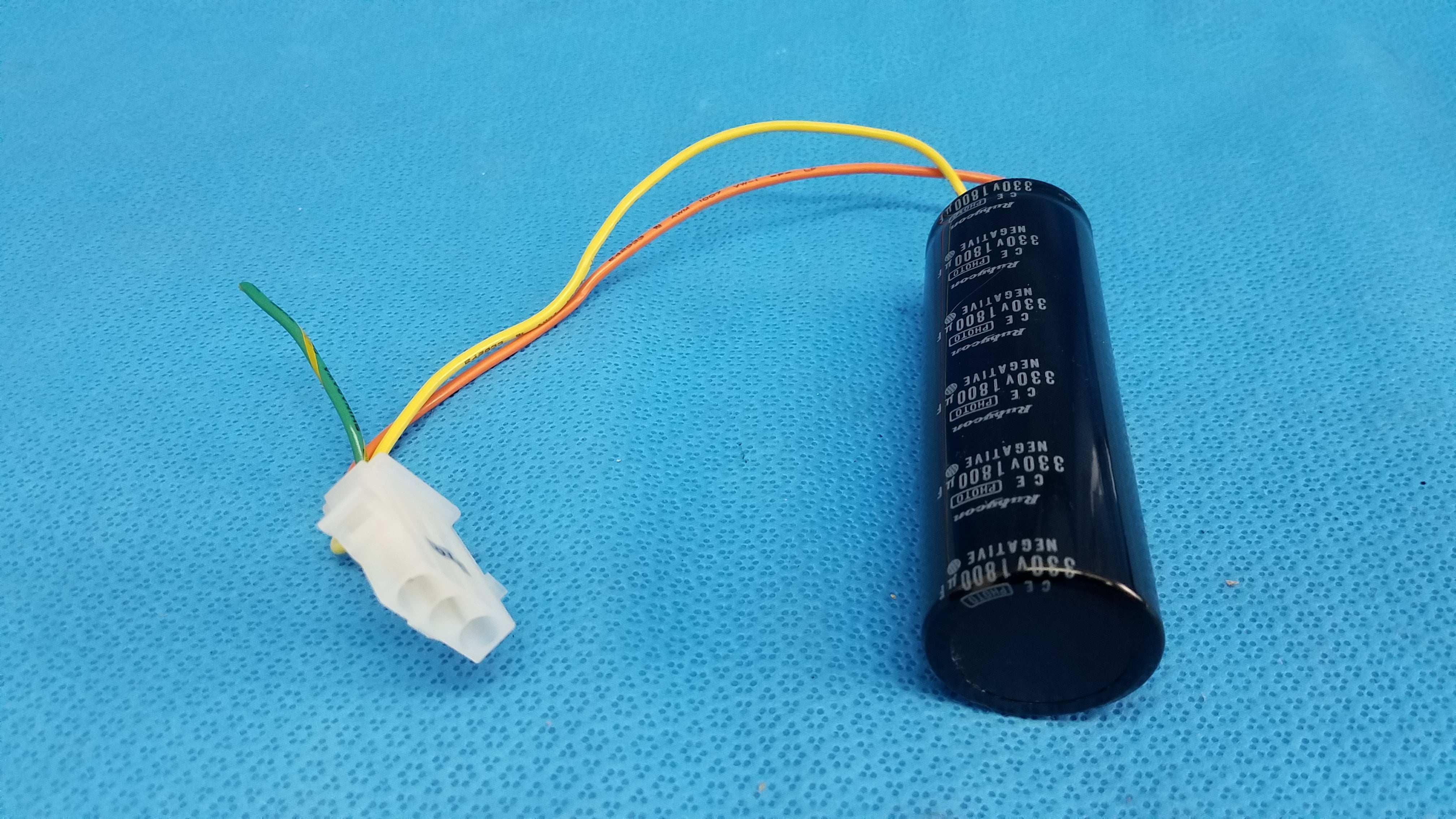 Load image into Gallery viewer, Rubycon Photo Capacitor 330V 1800uF For Topcon TRC-NW6S Retinal Camera