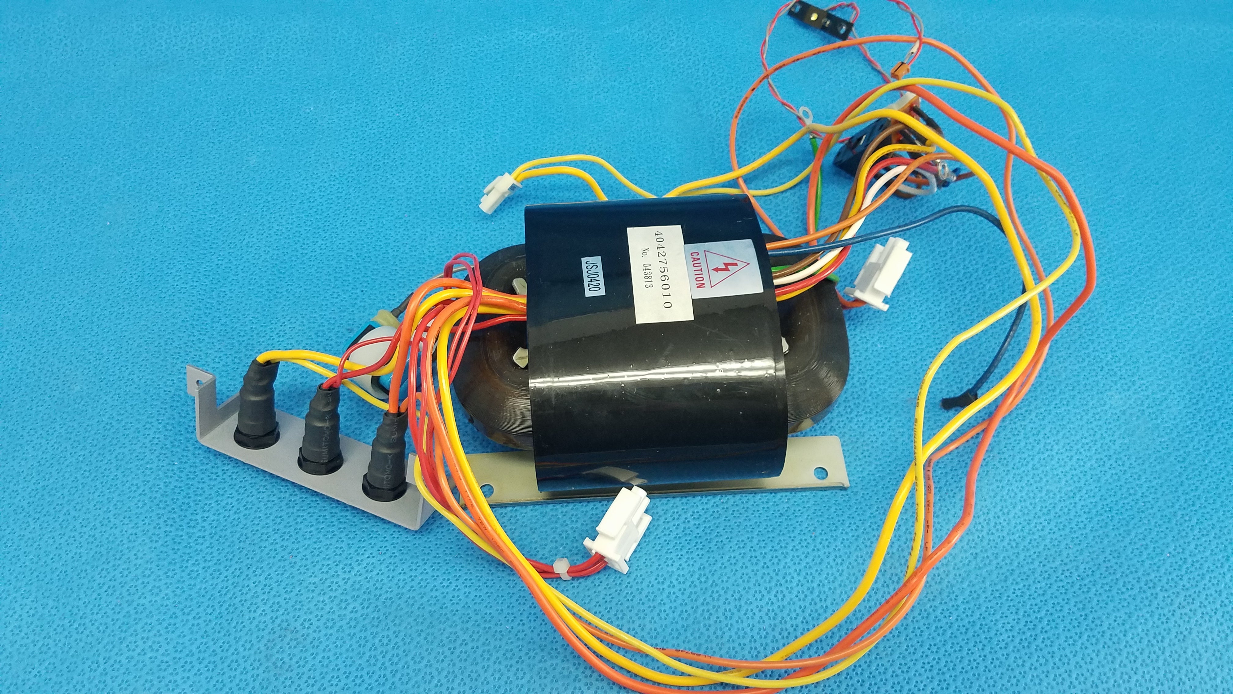 Load image into Gallery viewer, R Core Power Transformer 4042756010 JSJ0420 For Topcon TRC-NW6S Retinal Camera