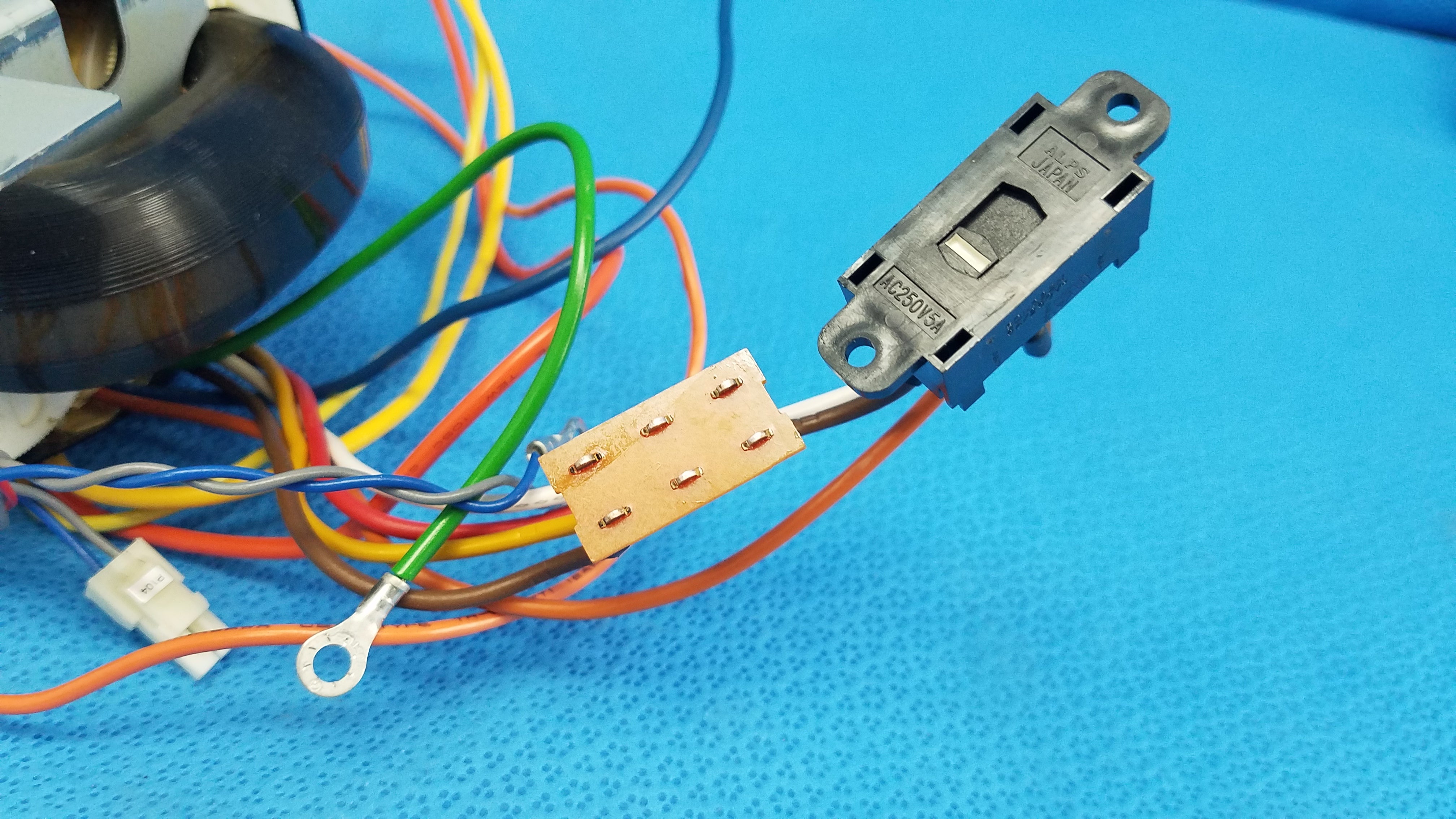 Load image into Gallery viewer, R Core Power Transformer 4042756010 JSJ0420 For Topcon TRC-NW6S Retinal Camera