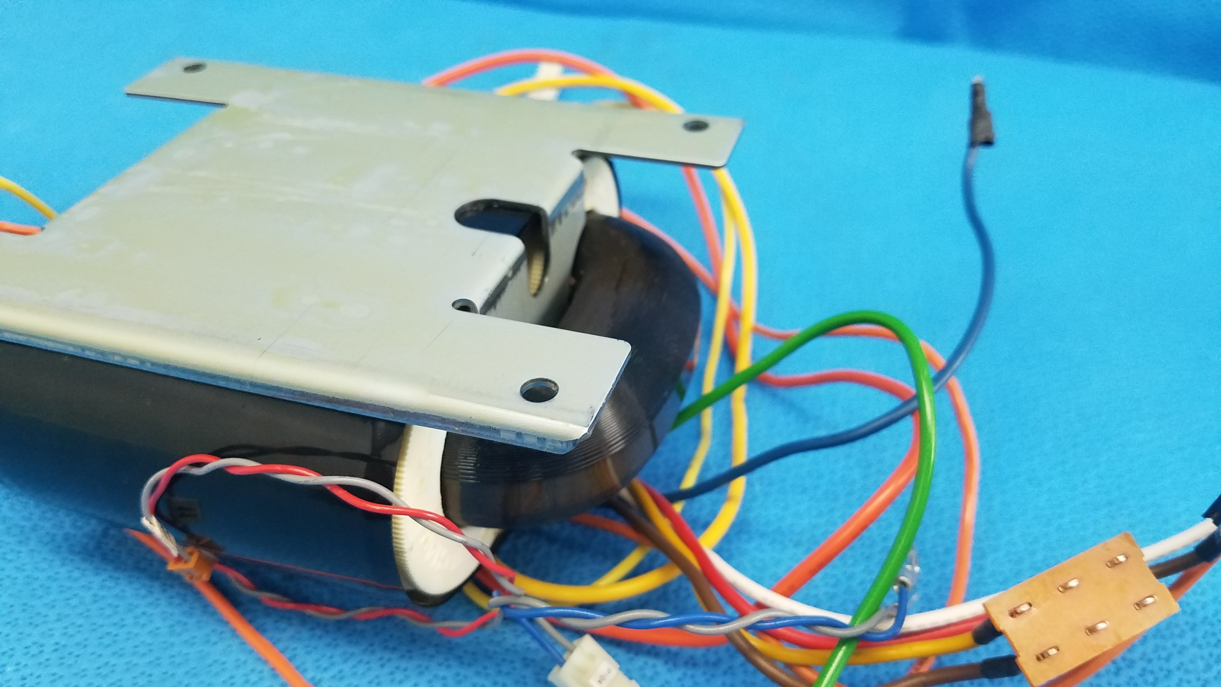 Load image into Gallery viewer, R Core Power Transformer 4042756010 JSJ0420 For Topcon TRC-NW6S Retinal Camera