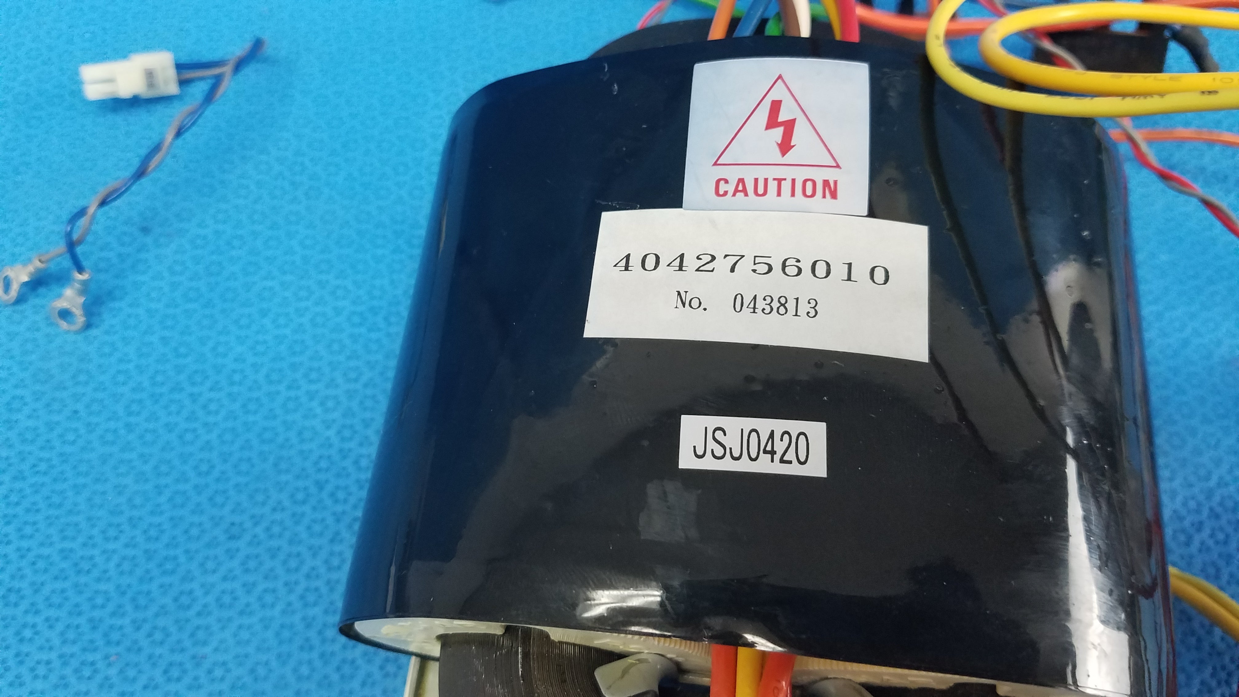 Load image into Gallery viewer, R Core Power Transformer 4042756010 JSJ0420 For Topcon TRC-NW6S Retinal Camera