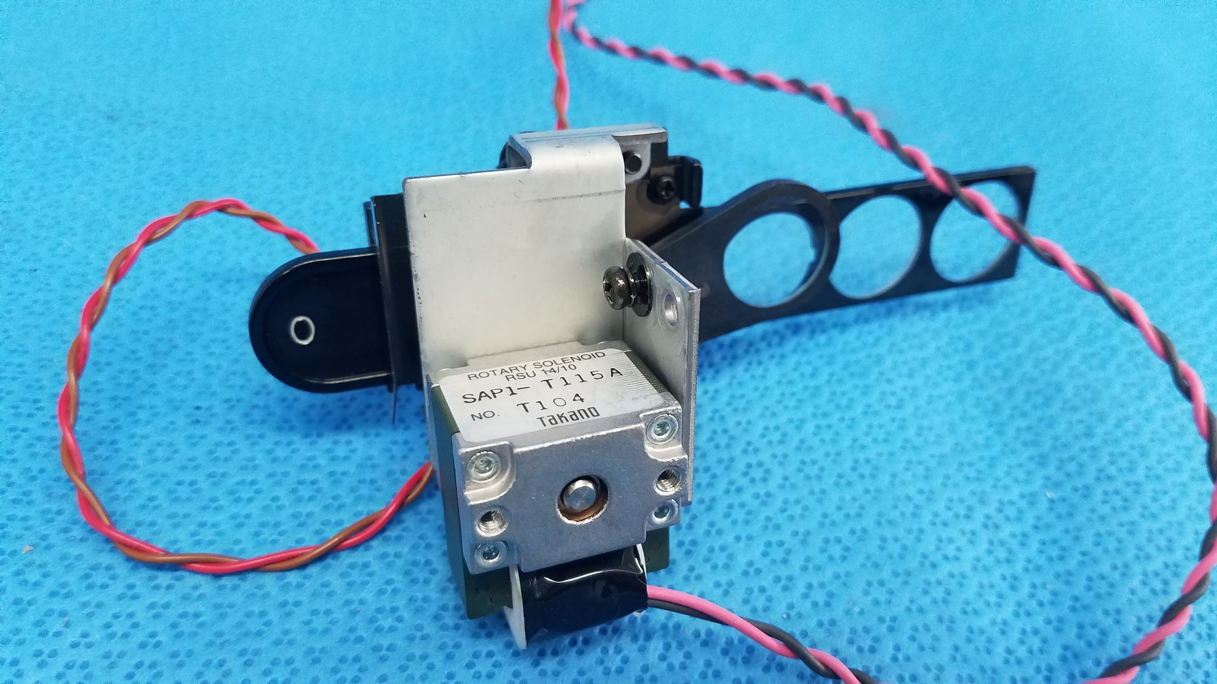 Load image into Gallery viewer, Takano SAP1-T115A Rotary Solenoid Optical Lens Filter Slider Assembly For Topcon TRC-NW6S Retinal Camera