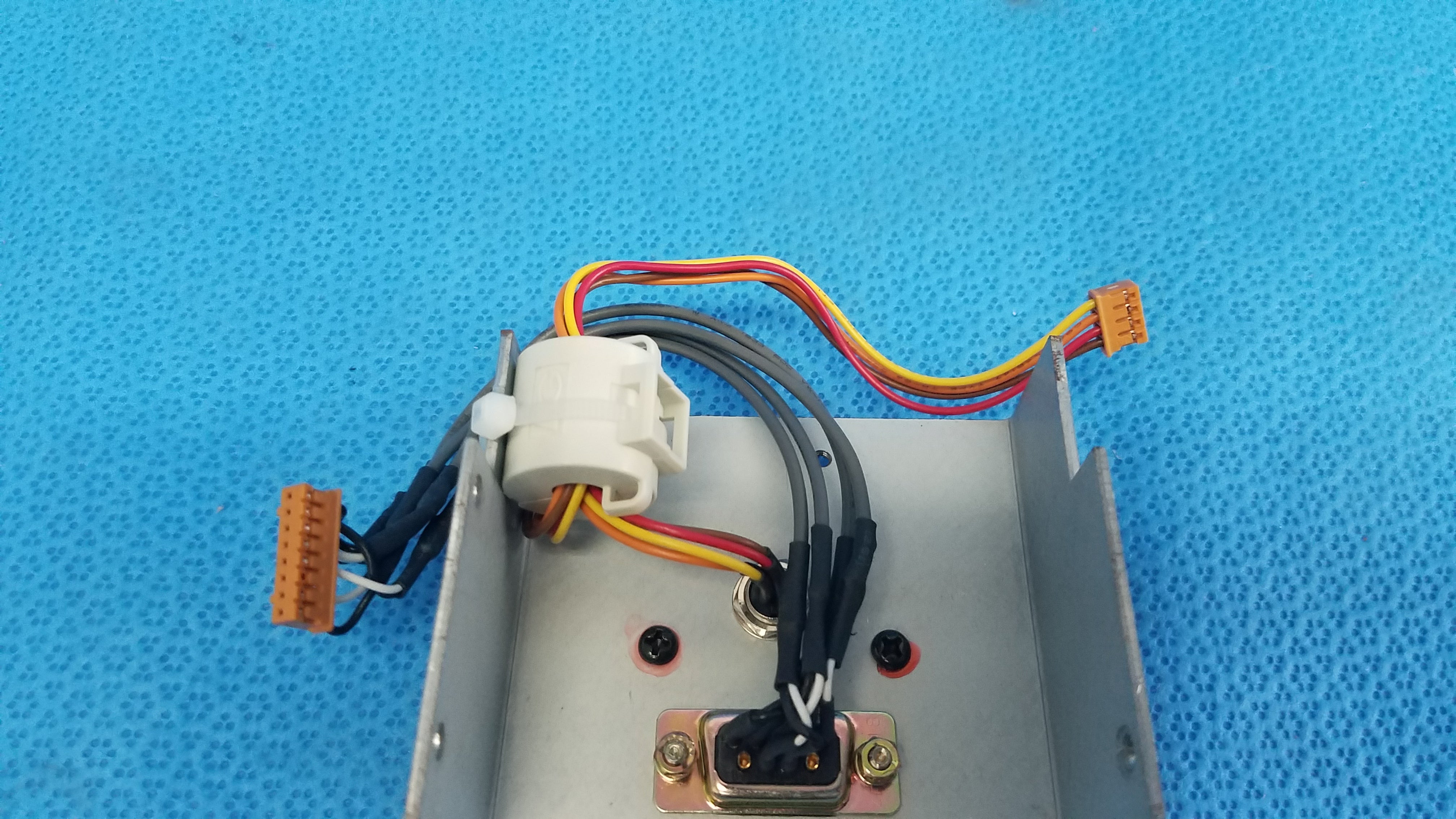 Load image into Gallery viewer, I/O Data Port Interface Panel Chassis Assembly With DB9 &amp; Mini-DIN Connectors For Topcon TRC-NW6S Retinal Camera
