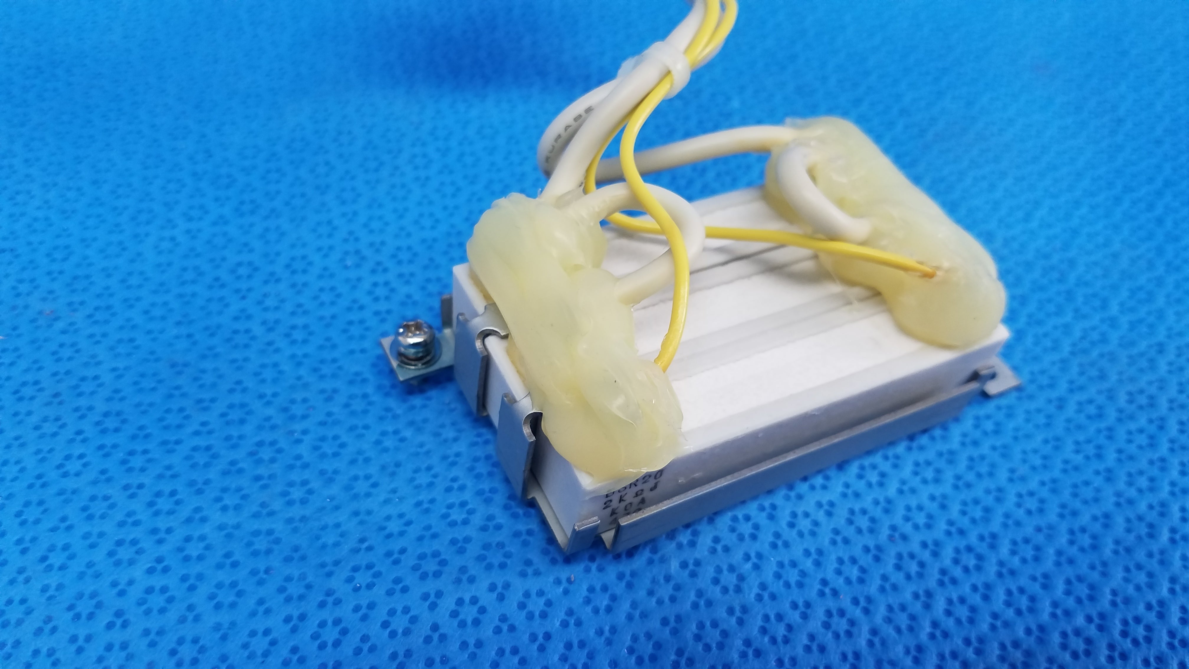 Load image into Gallery viewer, K OA BGR20 2kΩ Resistor Block Assembly P102 For Topcon TRC-NW6S Retinal Camera
