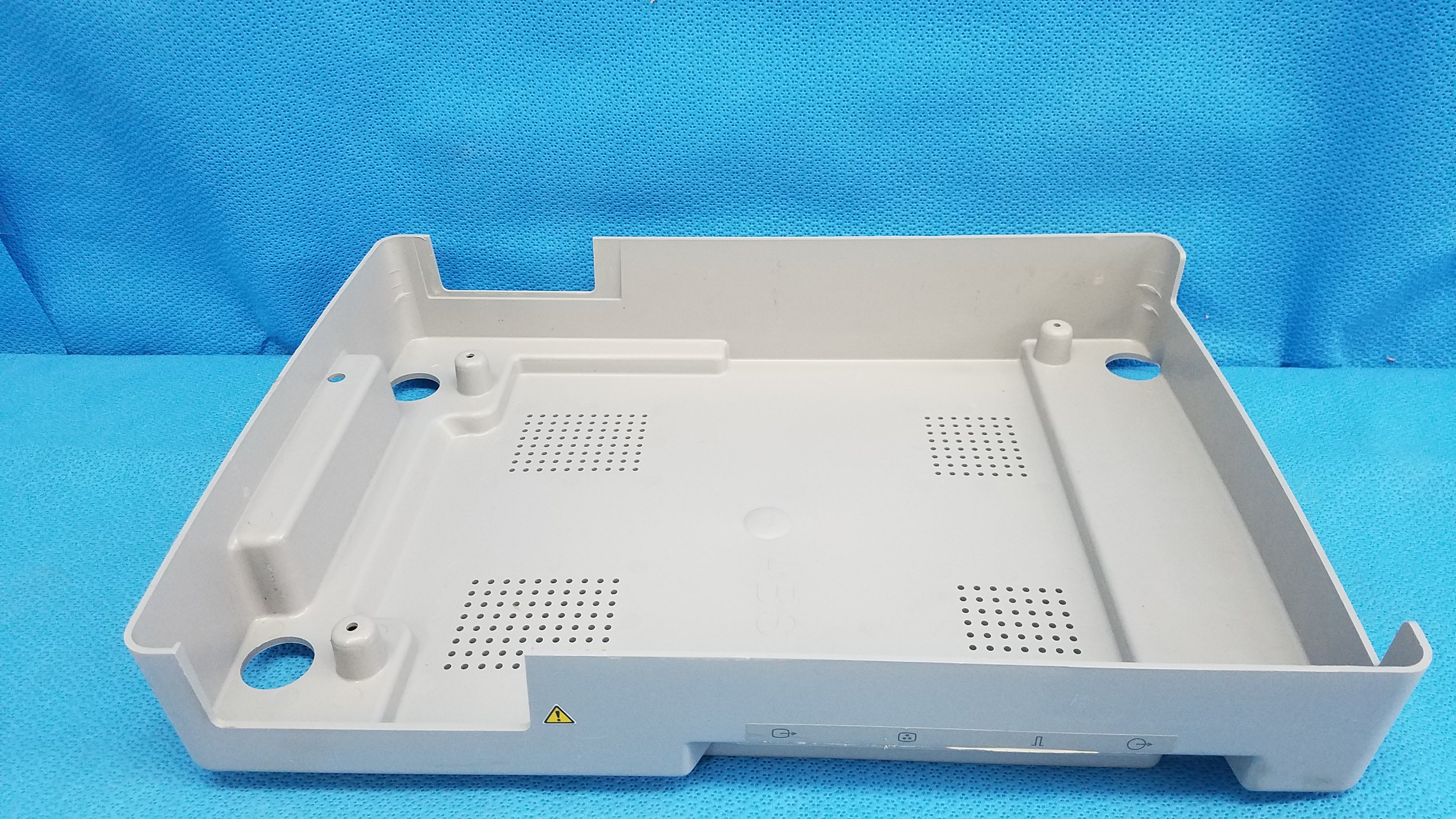 Load image into Gallery viewer, Bottom Base Shroud Plastic Cover Panel For Topcon TRC-NW6S Non-Mydriatic Retinal Camera