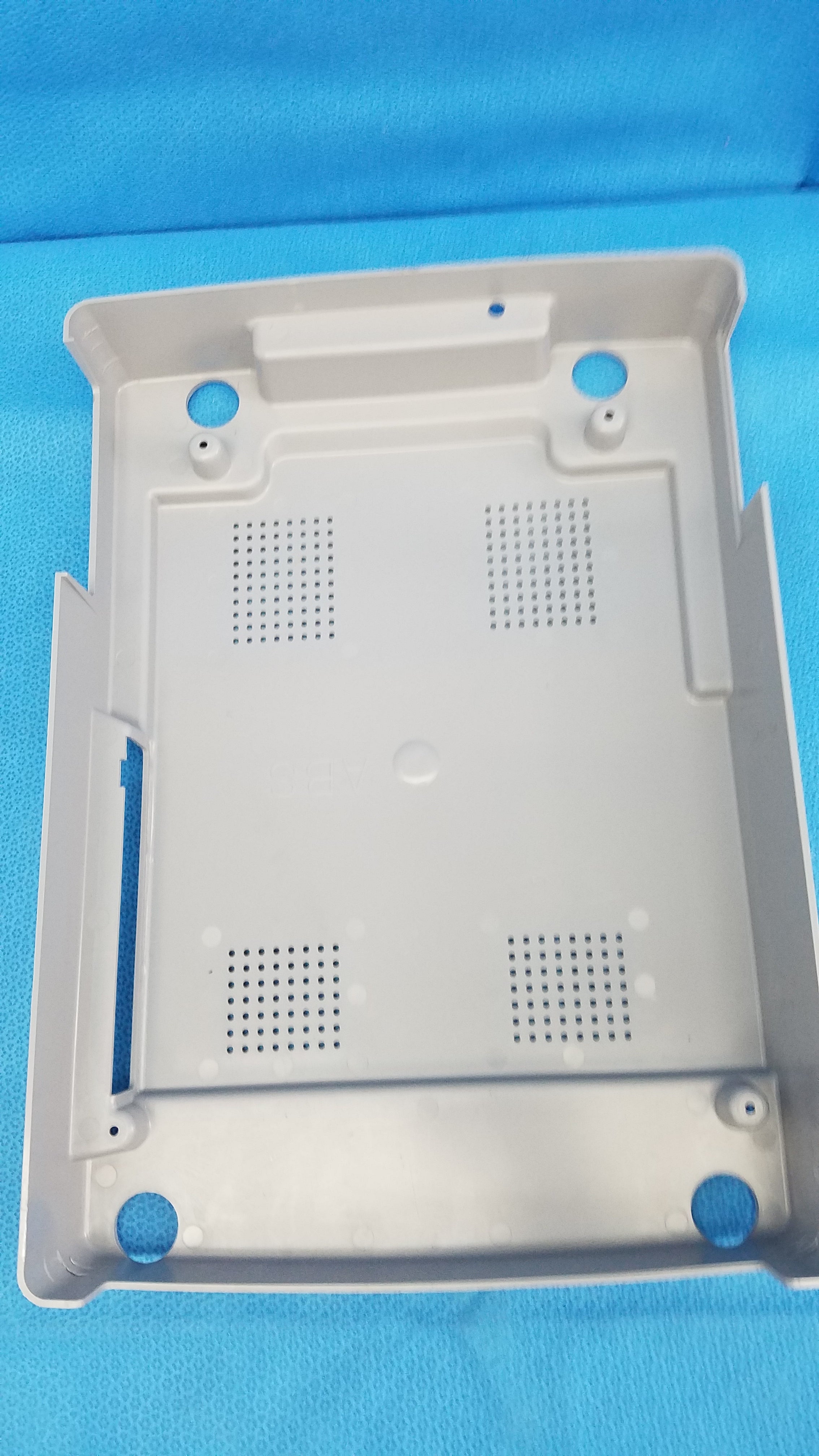 Load image into Gallery viewer, Bottom Base Shroud Plastic Cover Panel For Topcon TRC-NW6S Non-Mydriatic Retinal Camera
