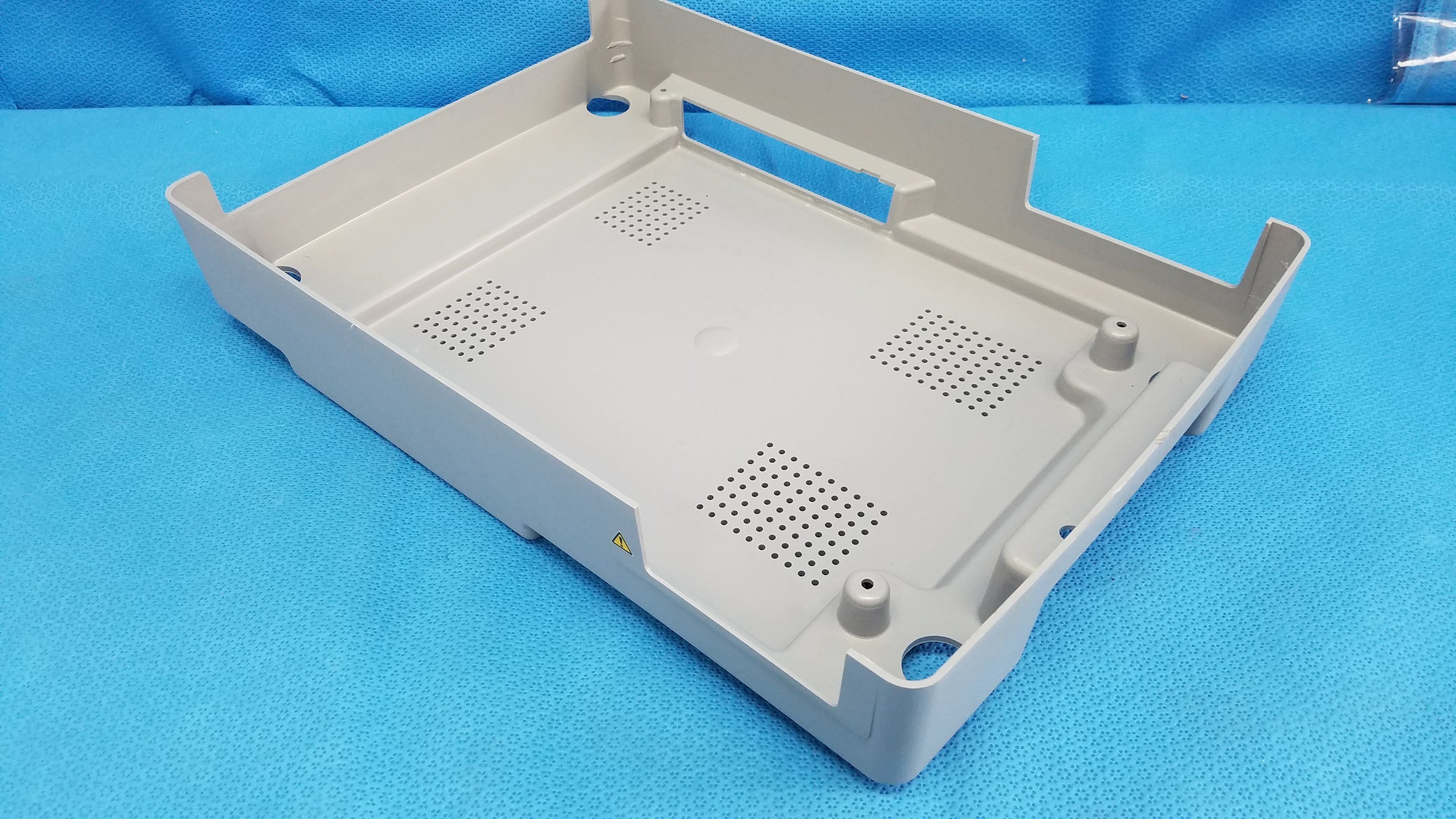 Load image into Gallery viewer, Bottom Base Shroud Plastic Cover Panel For Topcon TRC-NW6S Non-Mydriatic Retinal Camera