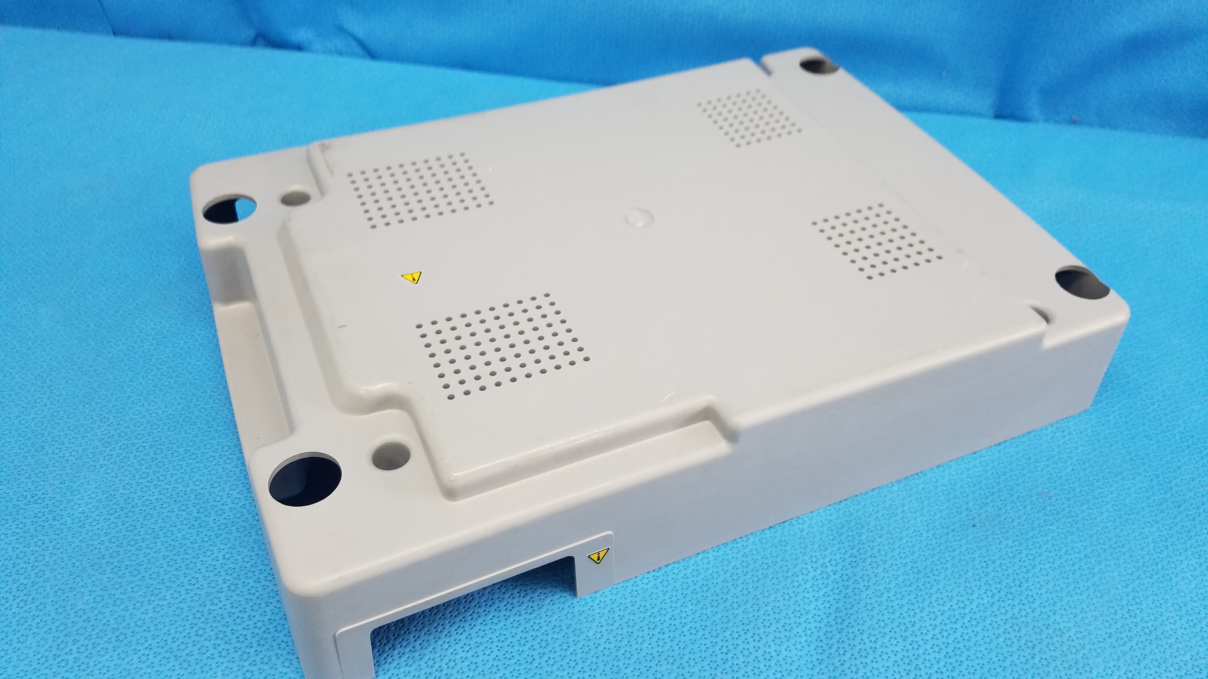Load image into Gallery viewer, Bottom Base Shroud Plastic Cover Panel For Topcon TRC-NW6S Non-Mydriatic Retinal Camera