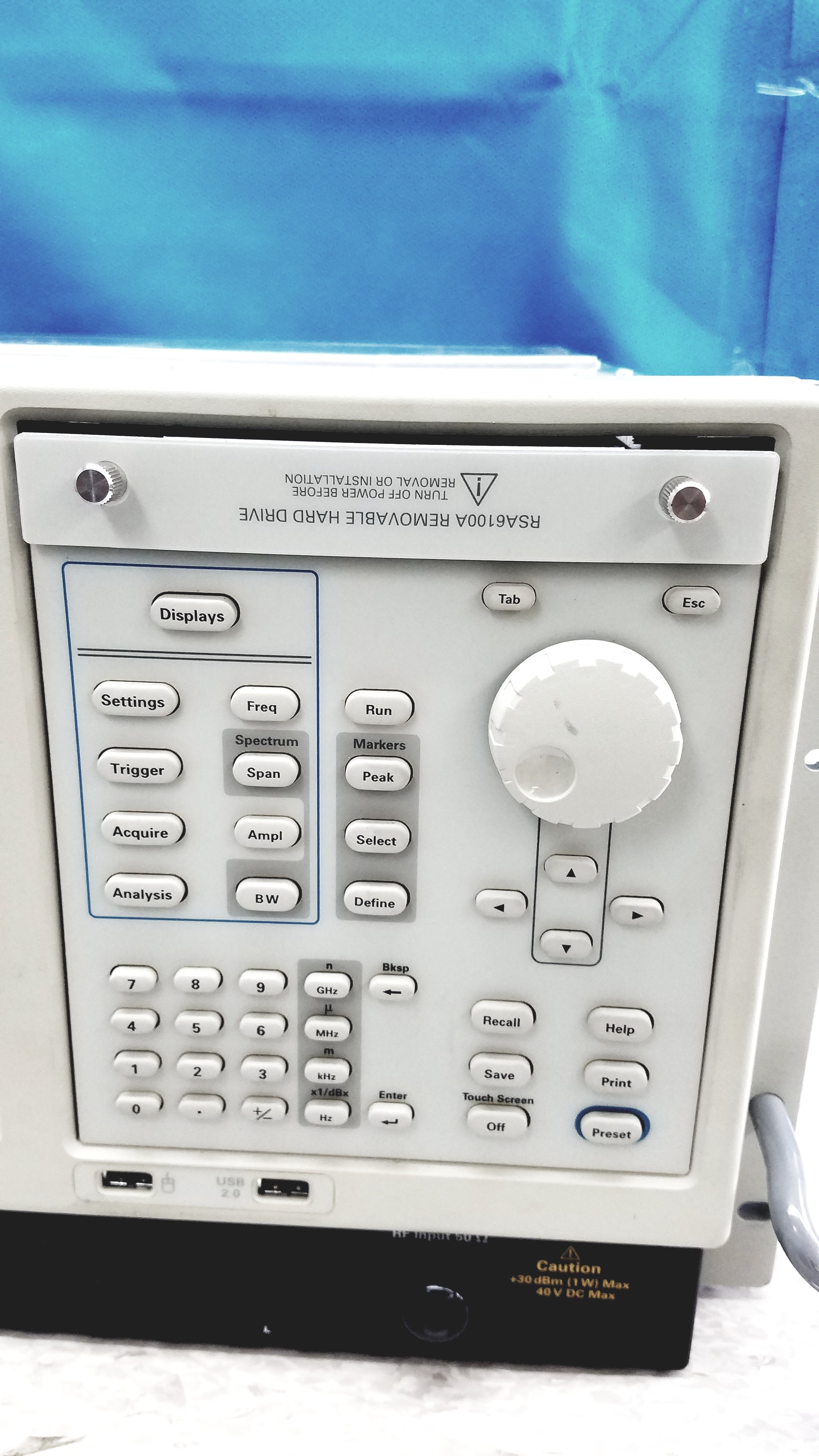 Load image into Gallery viewer, Tektronix RSA6106A Real-Time Spectrum Analyzer 9kHz-6.2GHz
