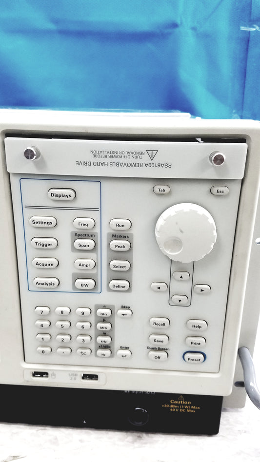 Tektronix RSA6106A Real-Time Spectrum Analyzer 9kHz-6.2GHz