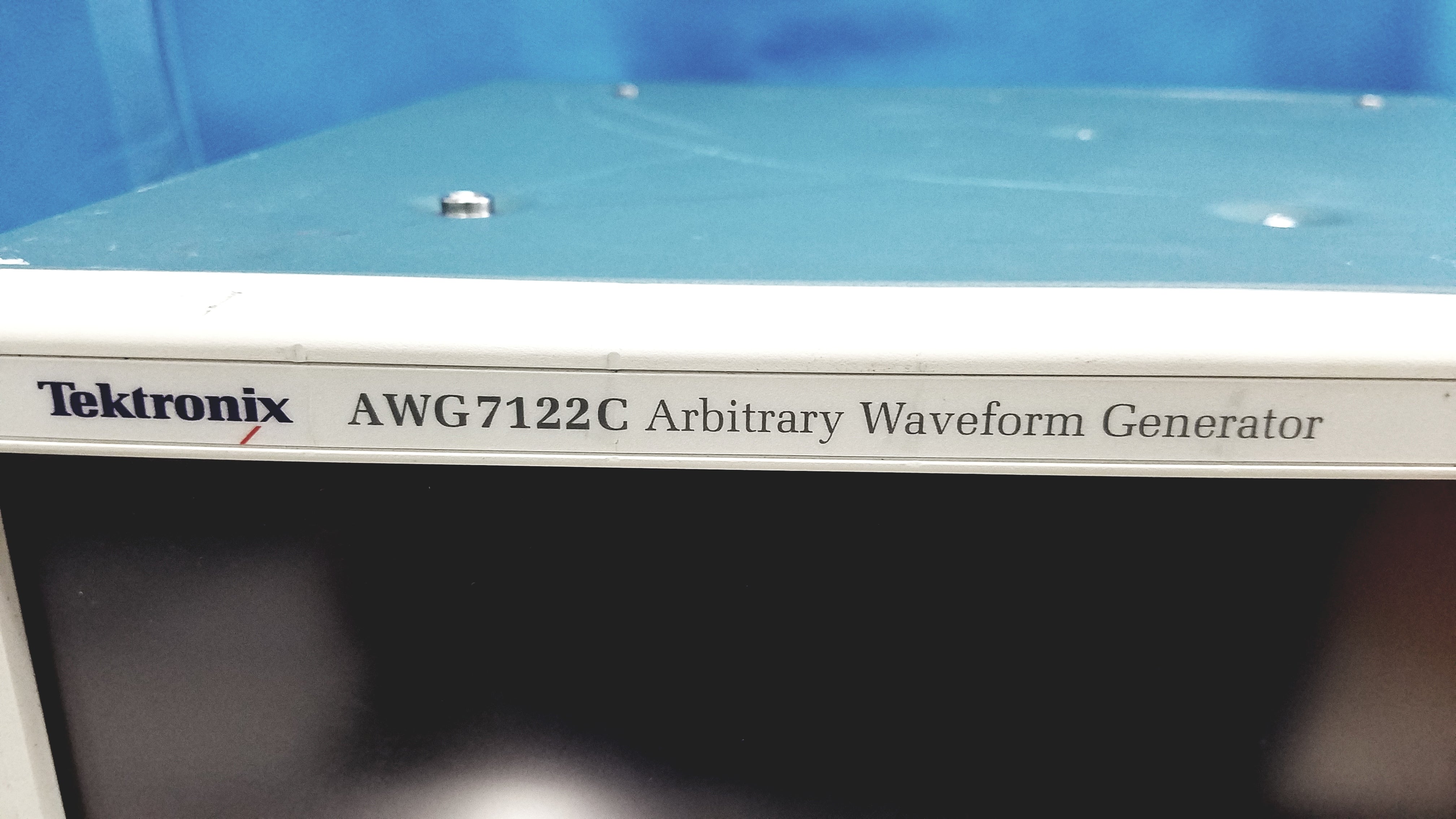 Load image into Gallery viewer, Tektronix AWG7122C Arbitrary Waveform Generator 24 GS/s