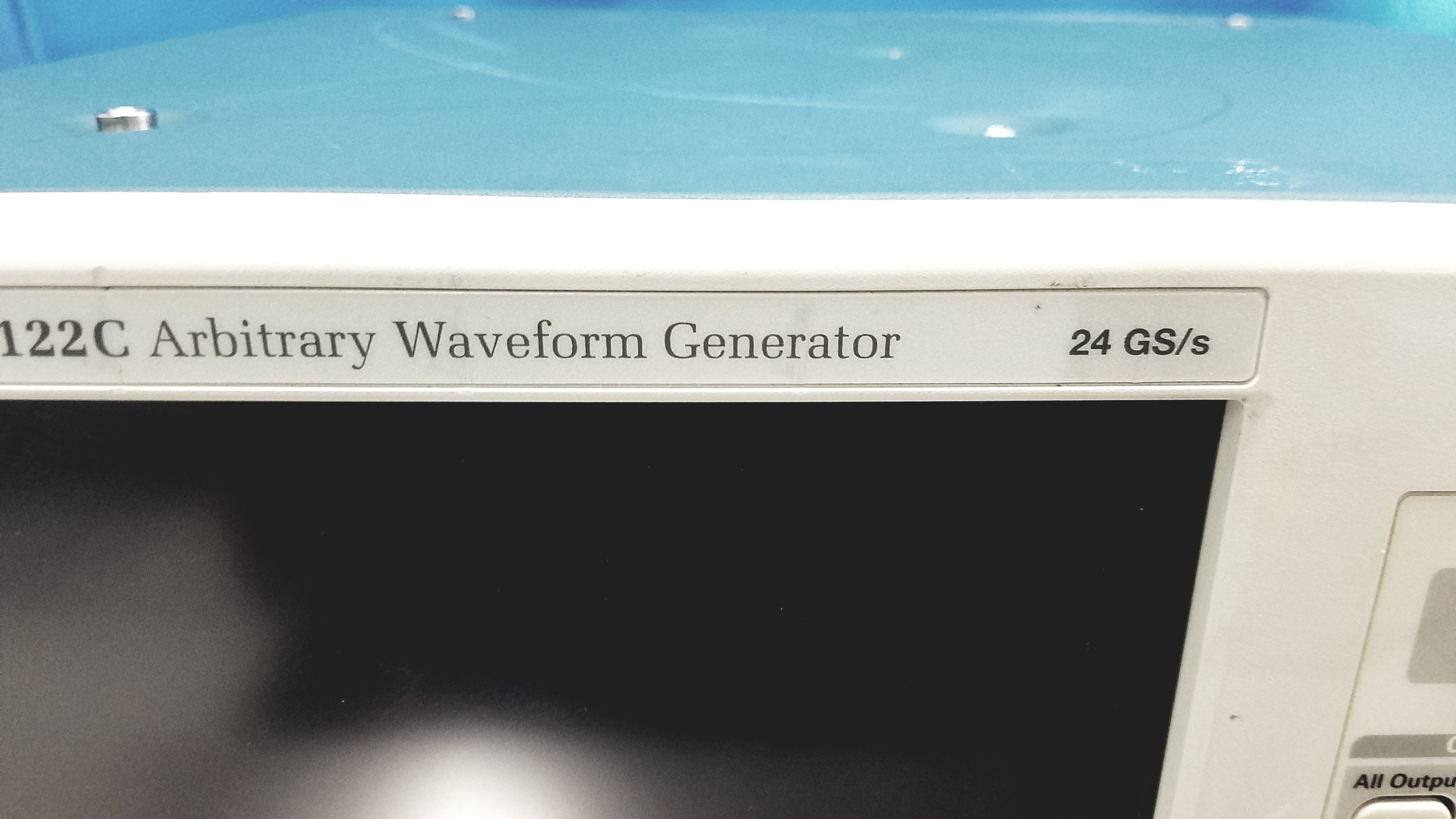 Load image into Gallery viewer, Tektronix AWG7122C Arbitrary Waveform Generator 24 GS/s